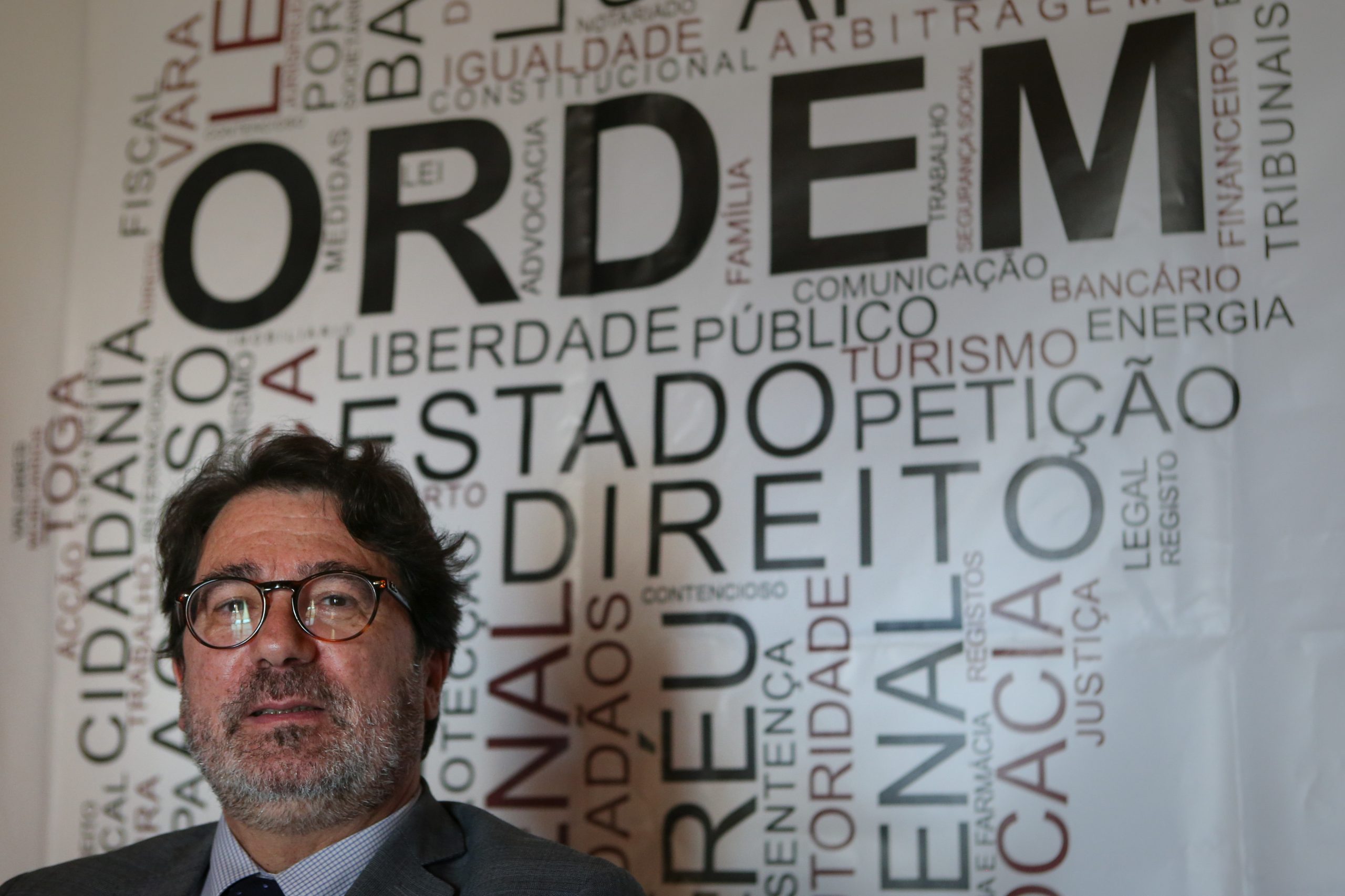 Declaração da ministra da Justiça sobre mandato da PGR foi “inoportuna”, diz bastonário dos advogados