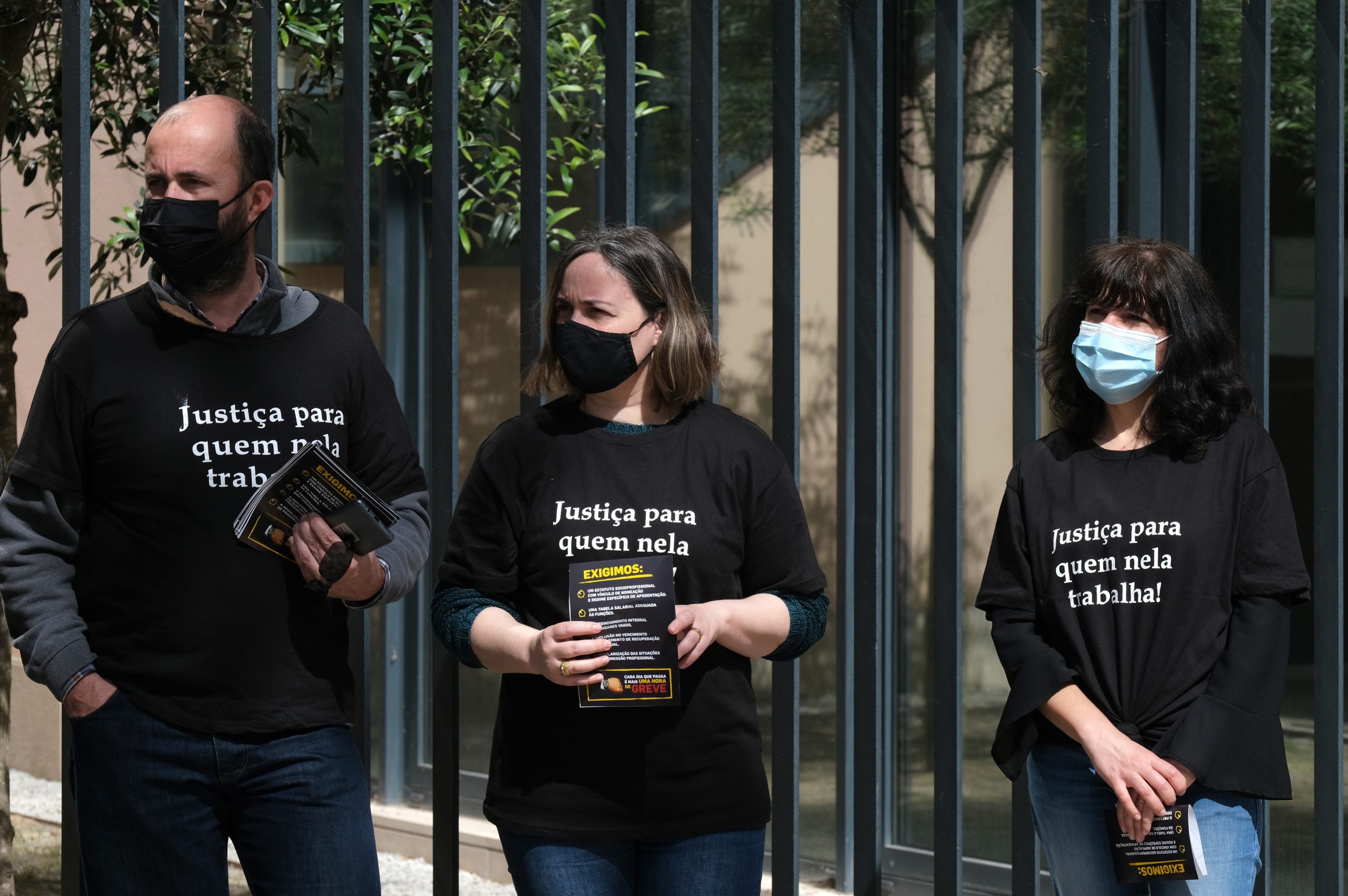 Ministério da Justiça justifica pedido à PGR com “greve atípica” dos oficiais de justiça