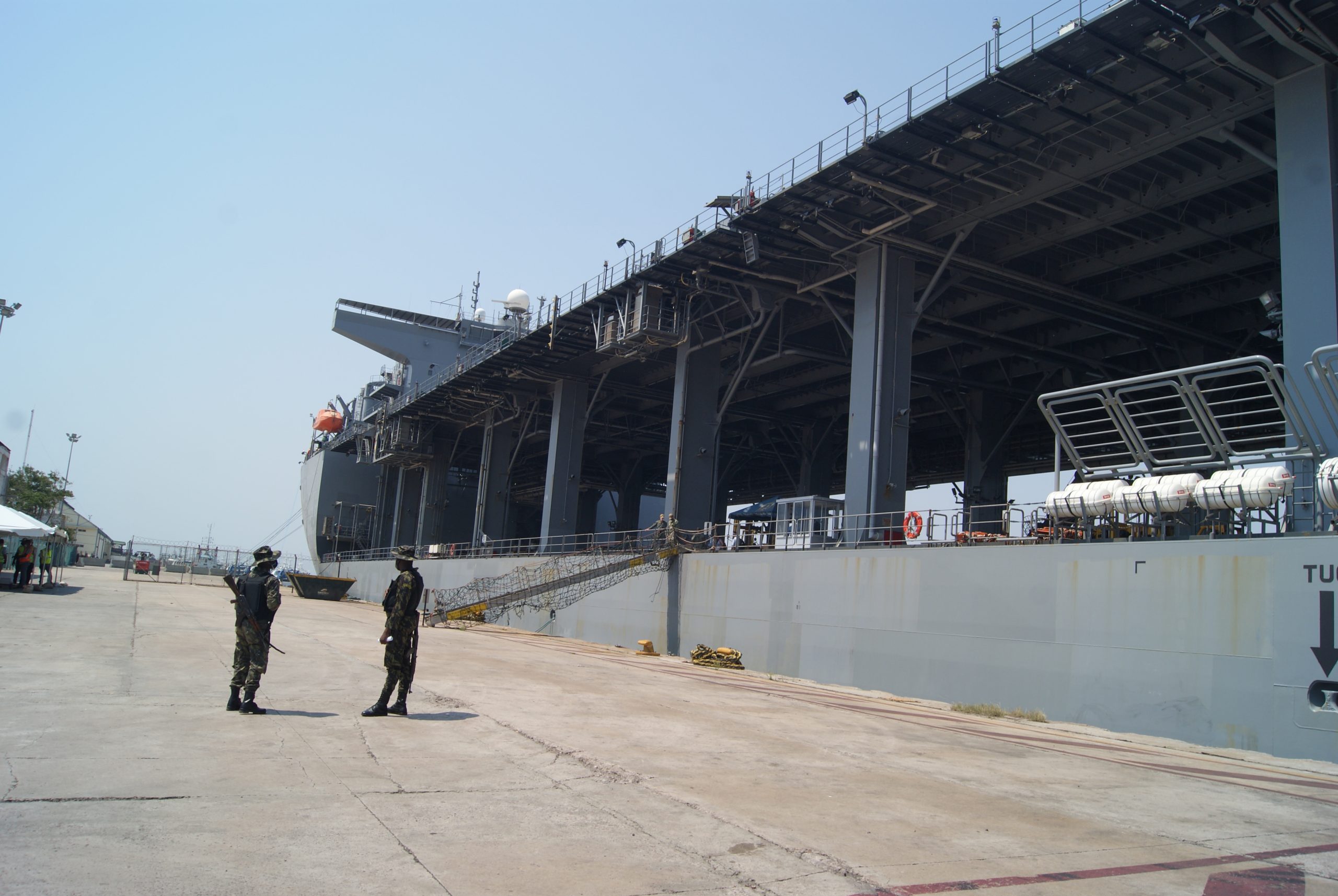 Japão oferece navio e equipamento de navegação aérea a Moçambique