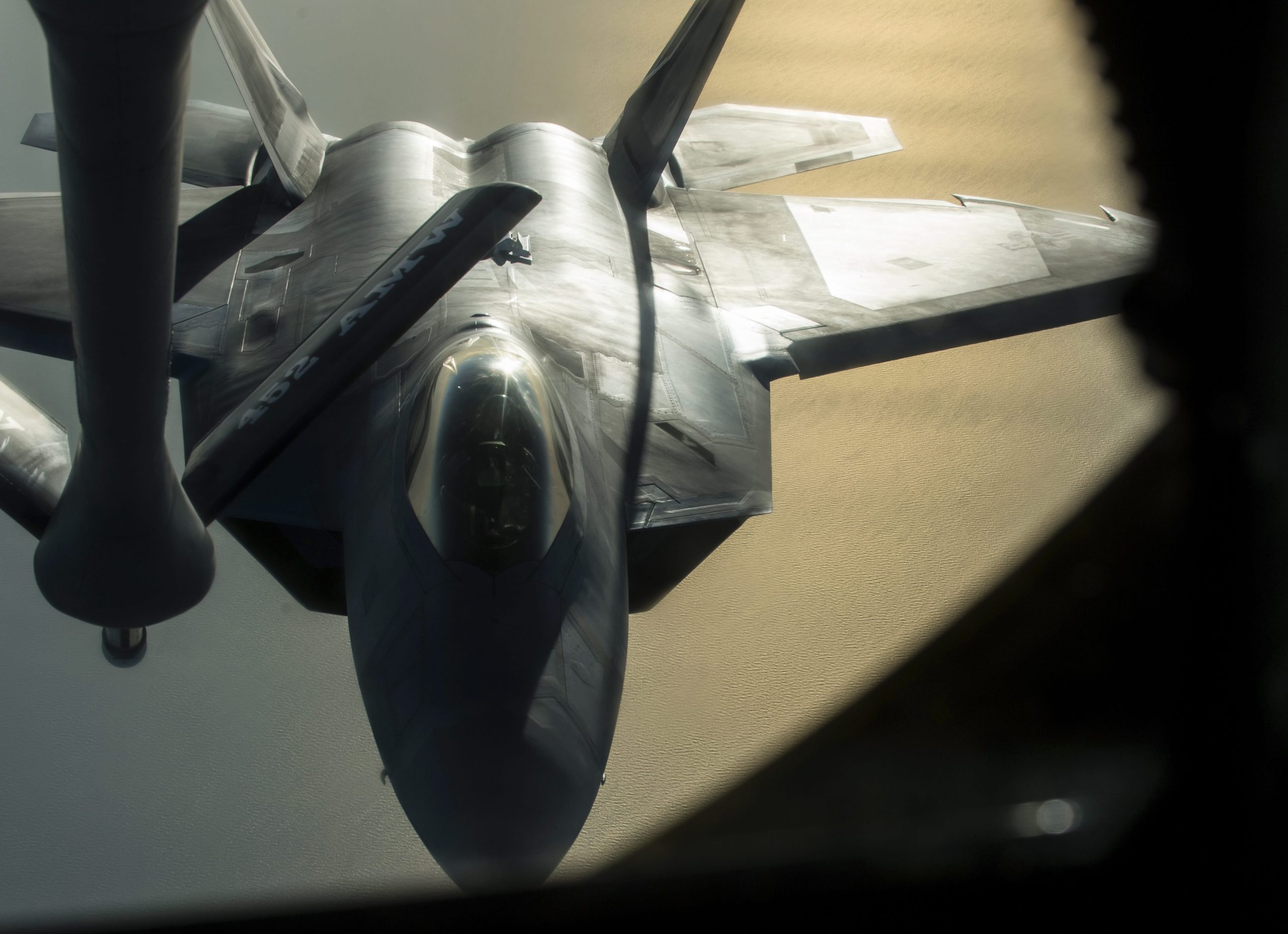 F-22 estacionados no Alasca são usados para intercetar aviões russos