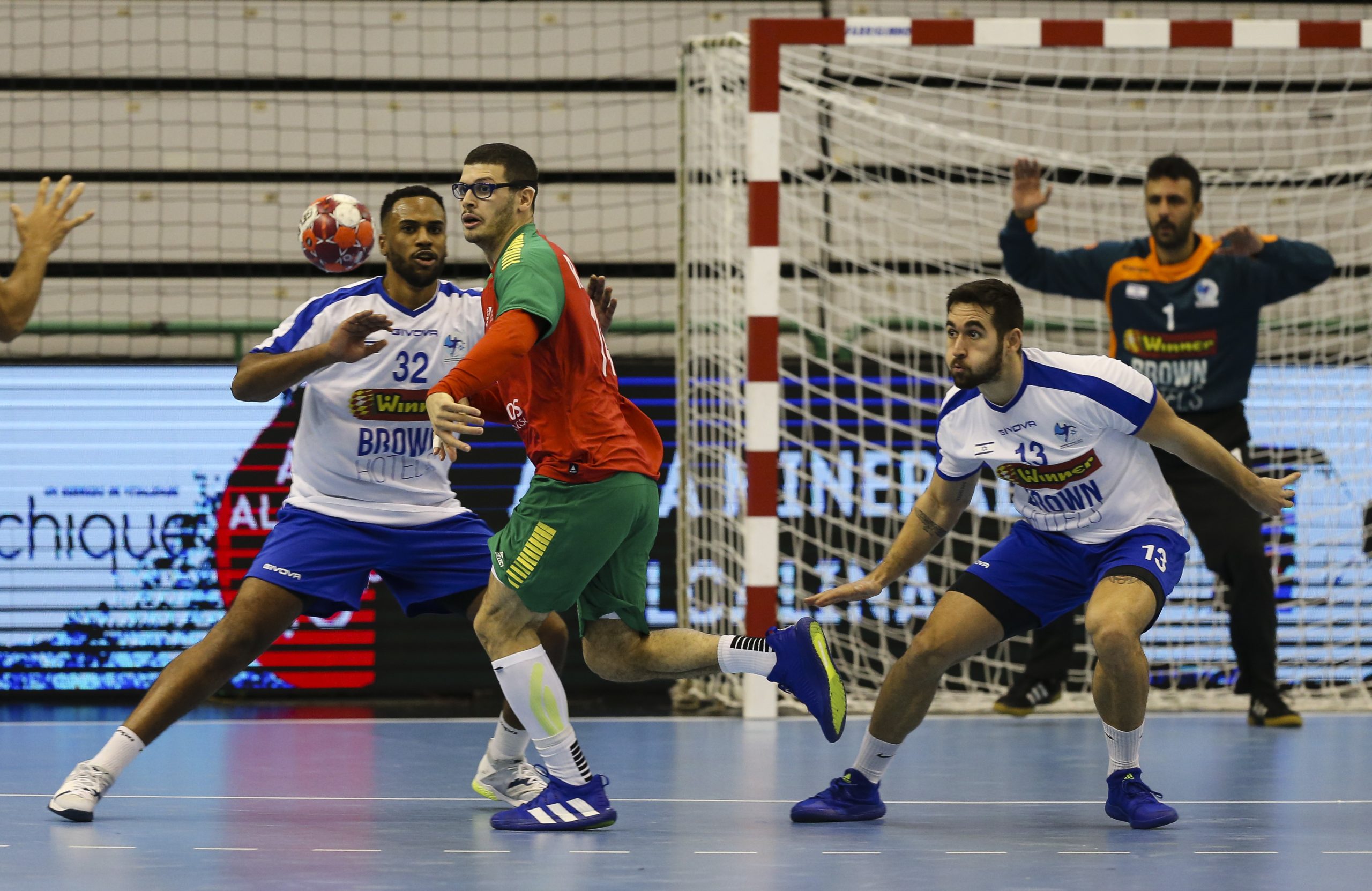 Portugal estreia-se com triunfo sobre Israel no apuramento para o Europeu de andebol