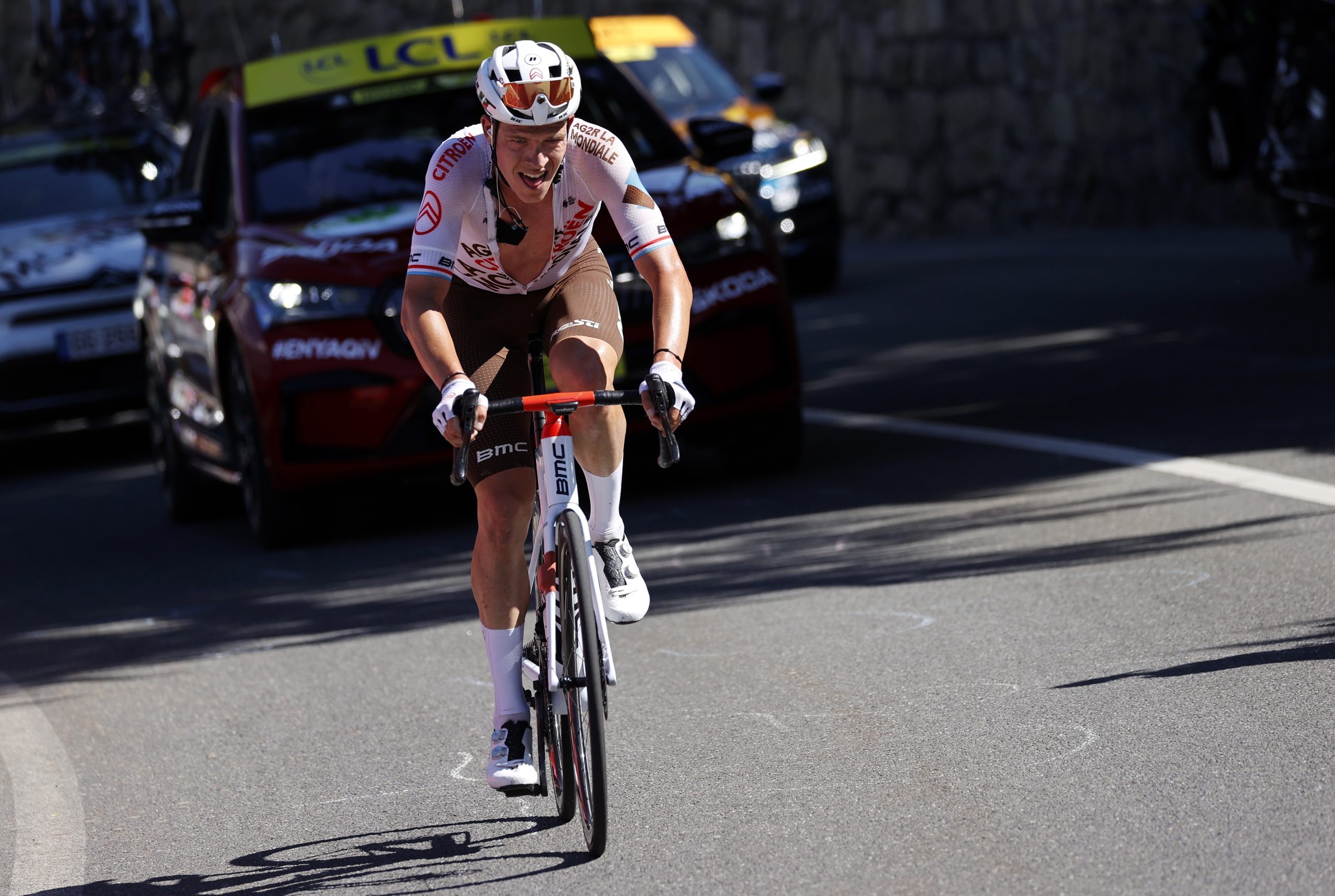 Ciclismo: Jungels dá uma vitória ao Luxemburgo no Tour e Pogacar vai descansar de amarelo