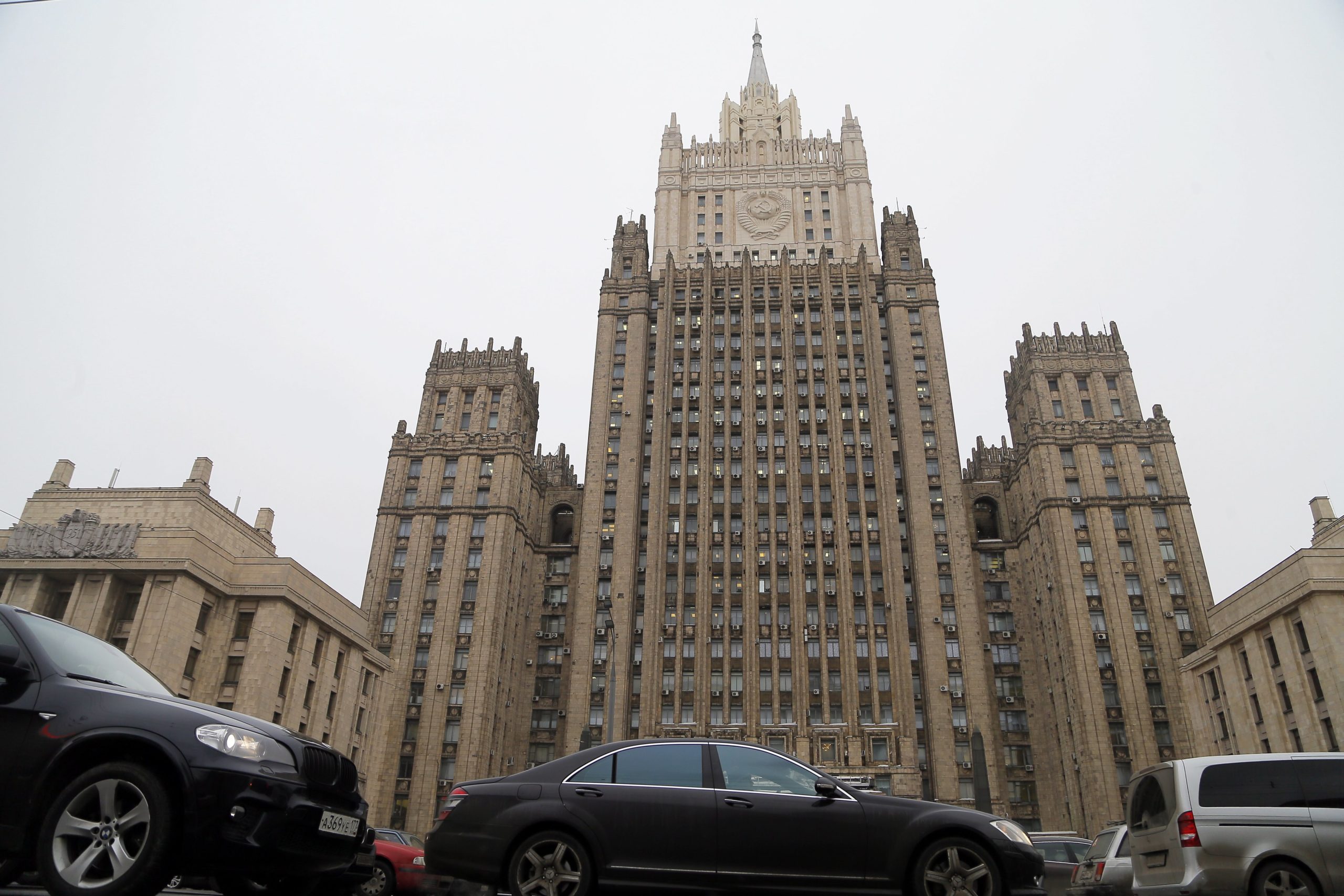 Rússia dá explicações à China sobre danos no consulado chinês em Odessa