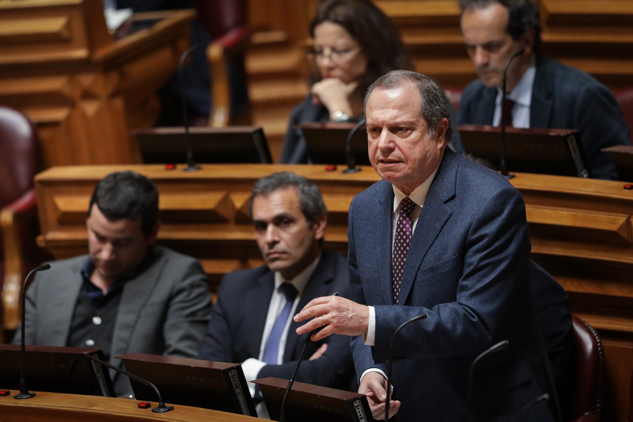 PS à espera de soluções dos partidos que “estragaram” lei vetada por Marcelo sobre engenheiros civis