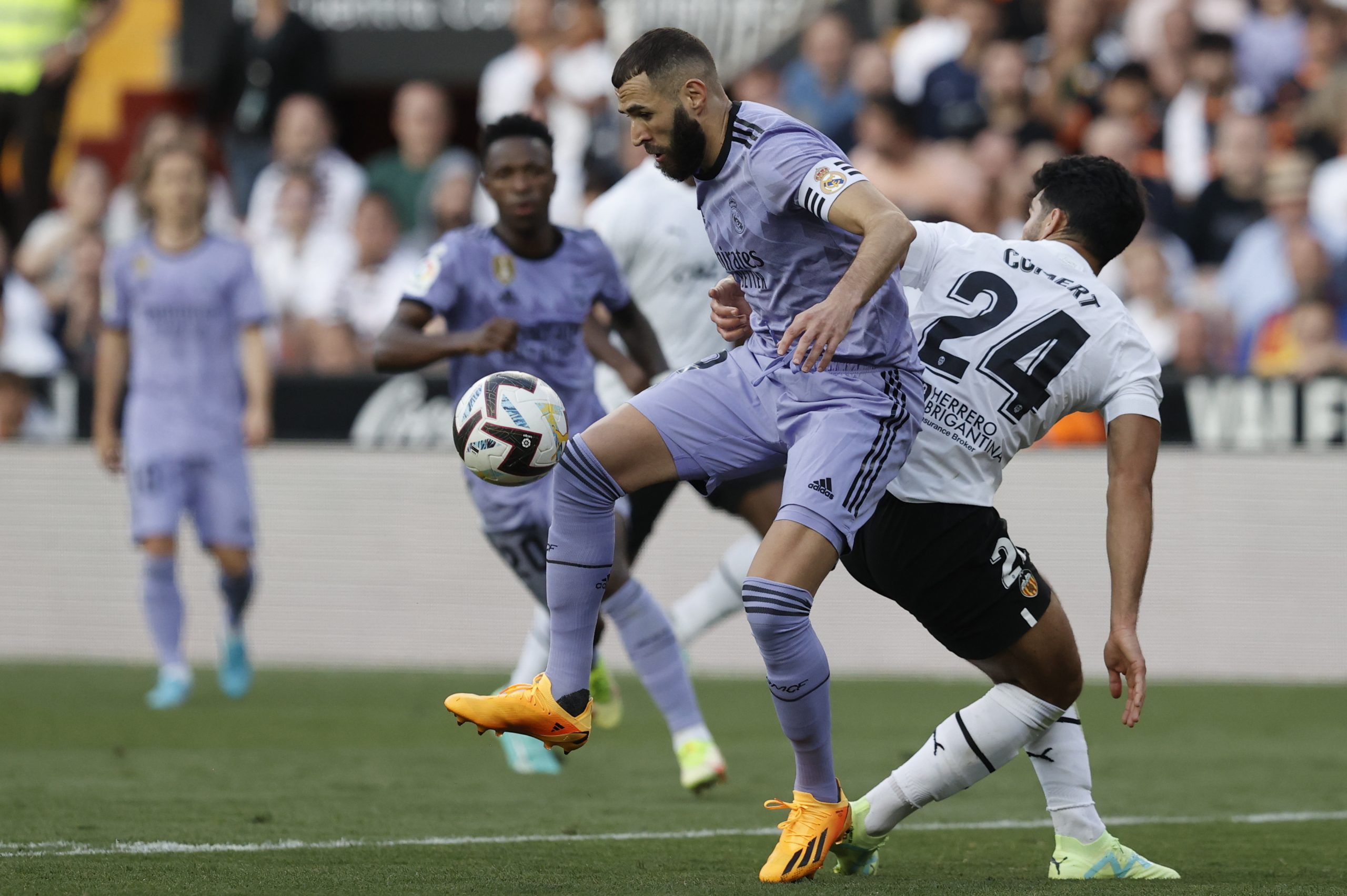 Real Madrid perde em Valência e ‘entrega’ segundo lugar ao Atlético