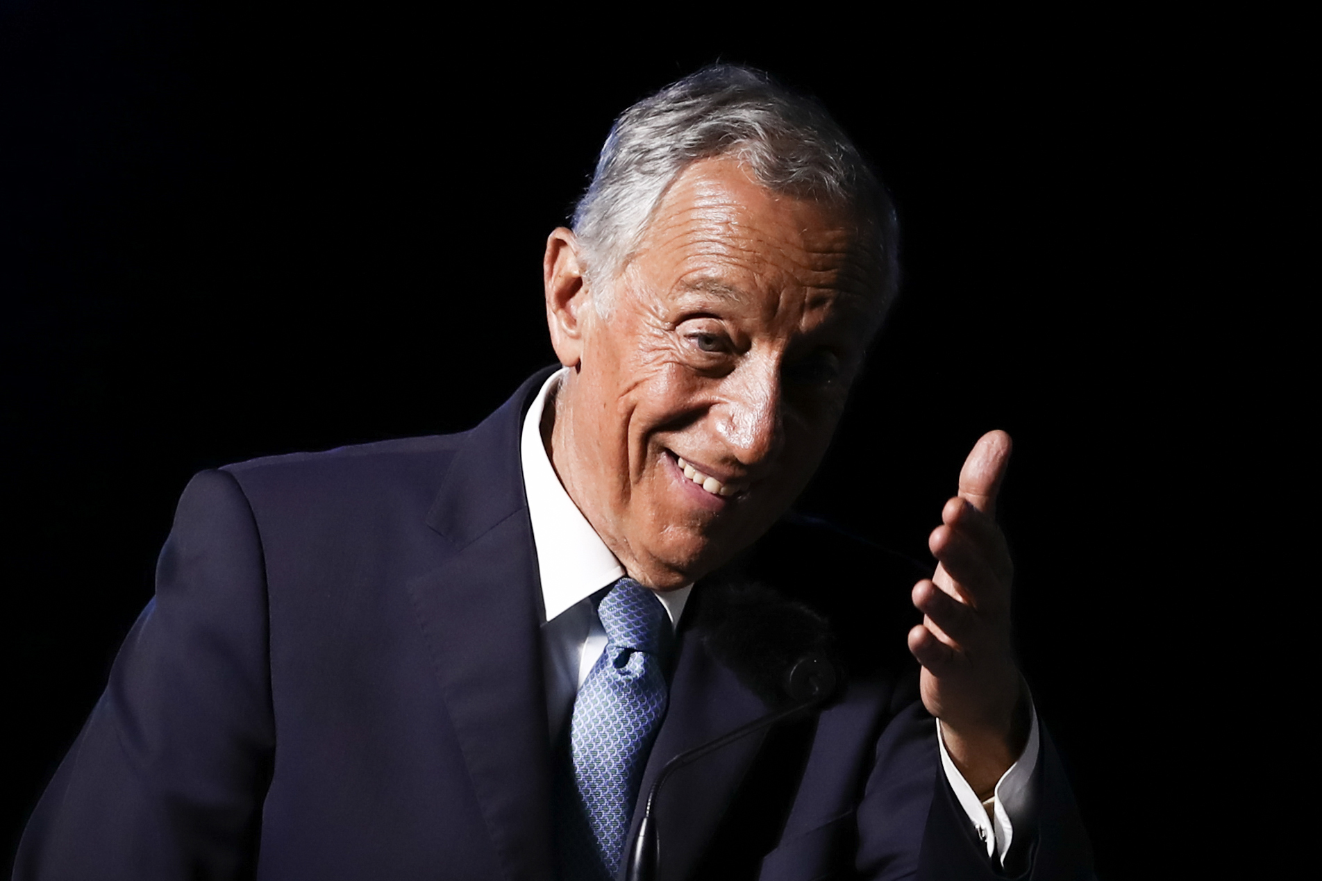 O dia em que Marcelo contou histórias de nadador a Alec Baldwin e o ator se despediu a imitar Trump