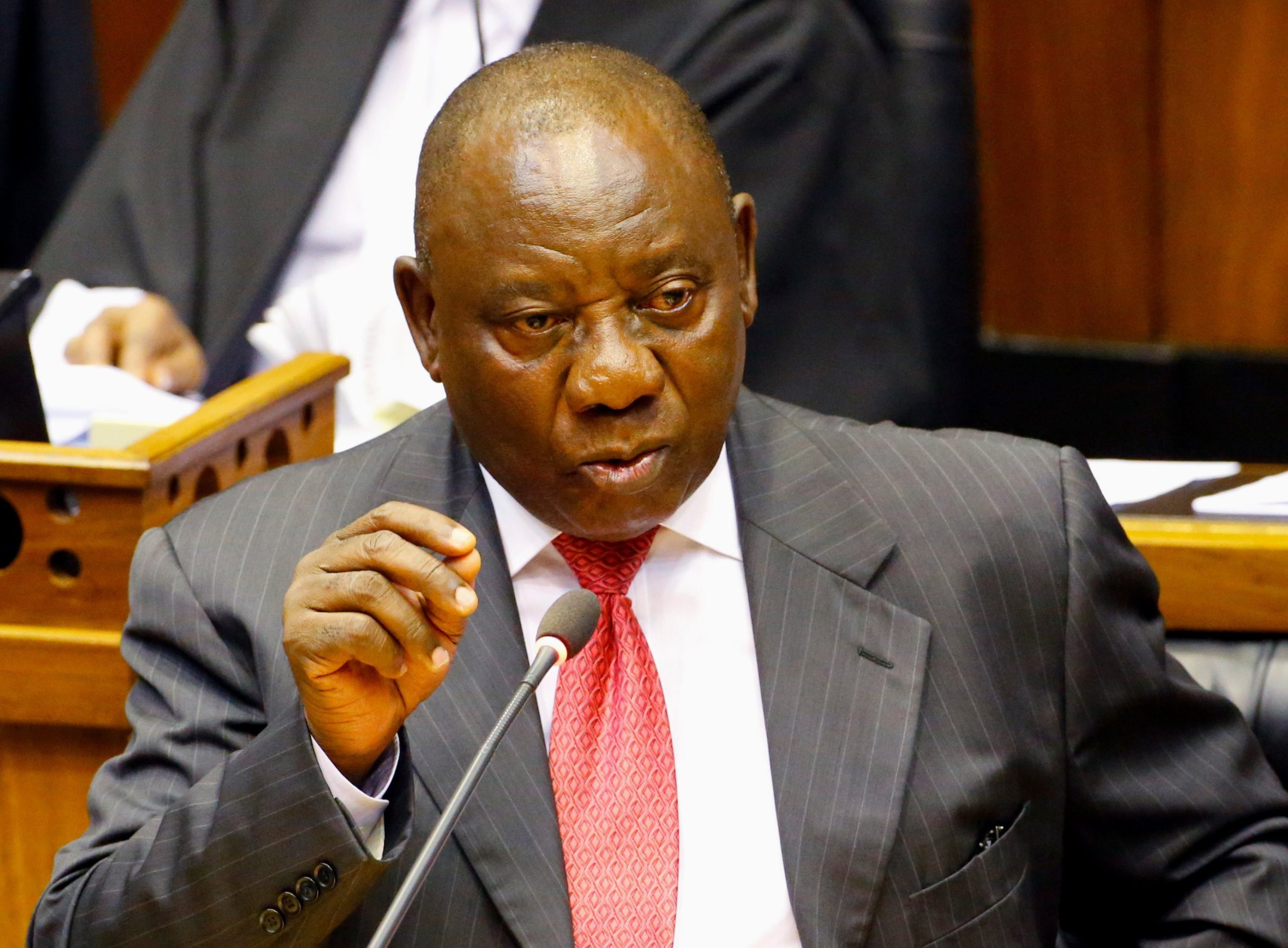 África do Sul: Ramaphosa retoma combate à corrupção no Estado da Nação