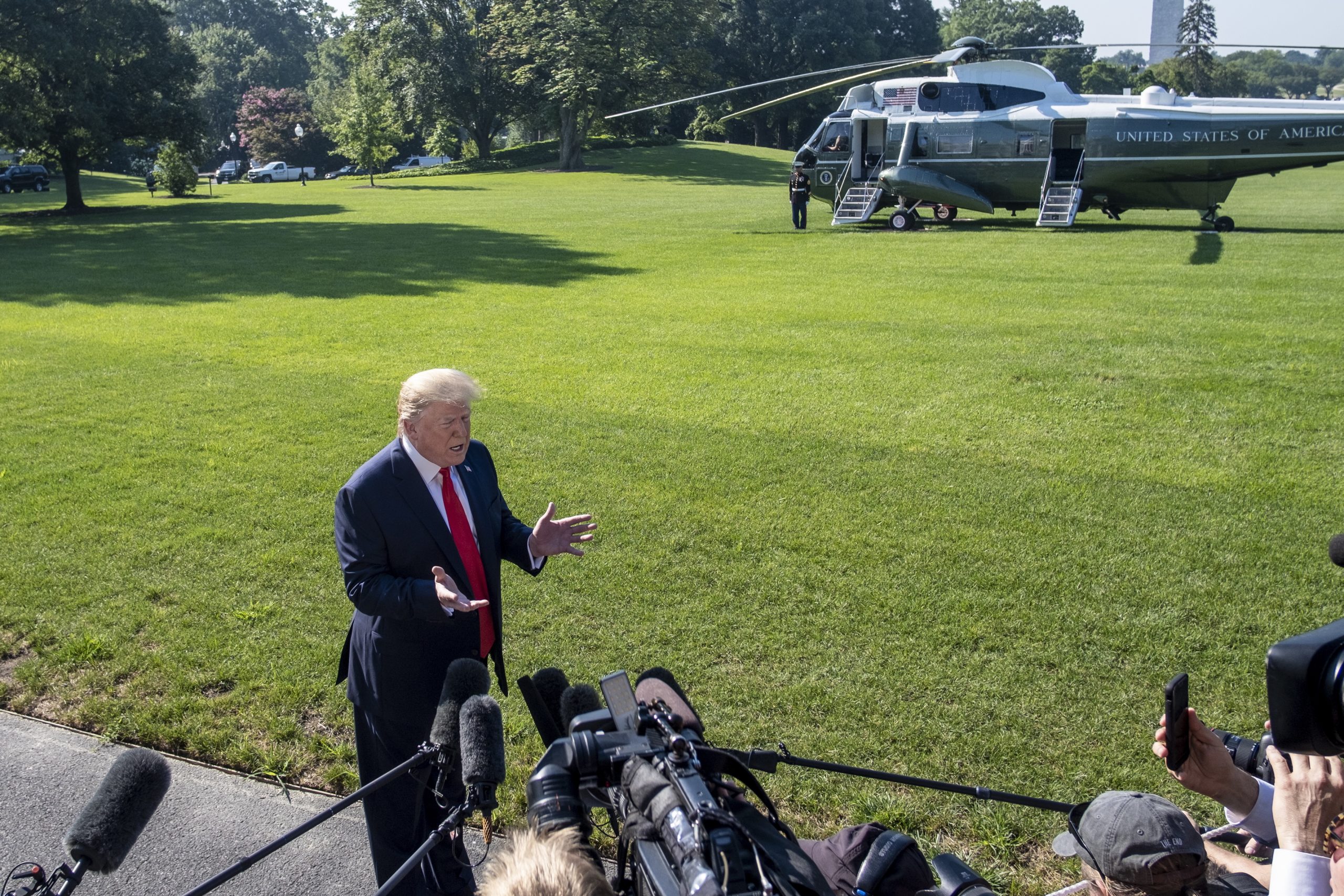 Trump quer maior controlo de armas mas sem esquecer uma “necessária” reforma migratória