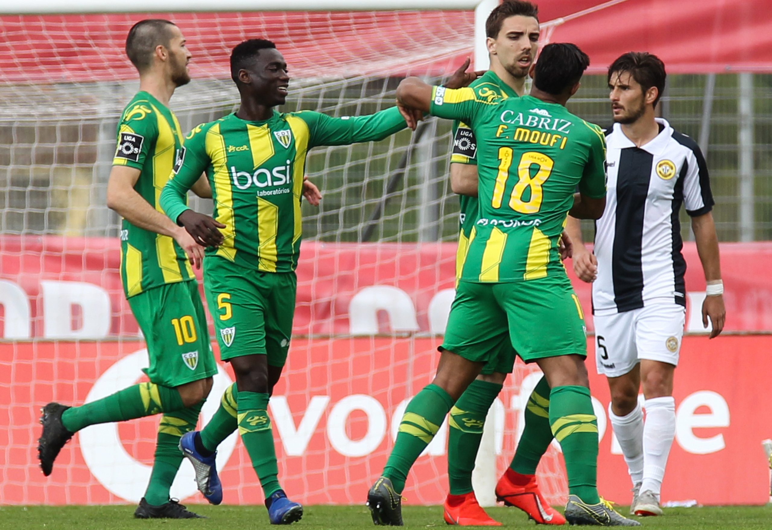 Nacional vence e deixa Tondela na zona de despromoção da I Liga