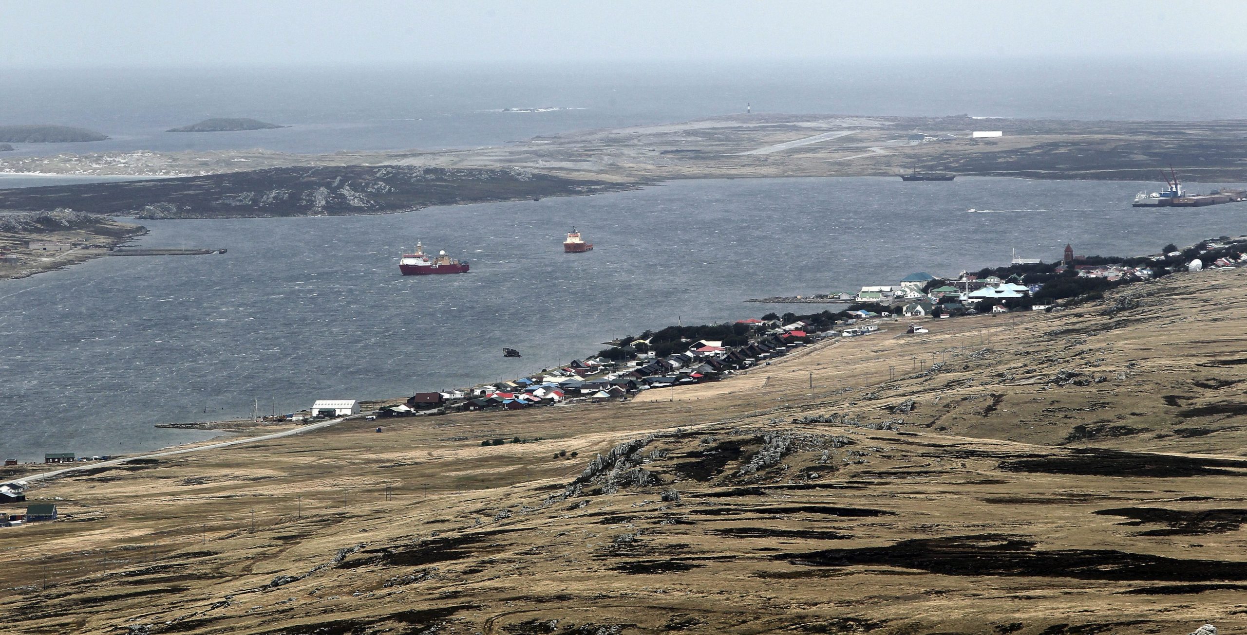 Oito mortos e sete desaparecidos em naufrágio de navio de pesca perto das ilhas Falkland