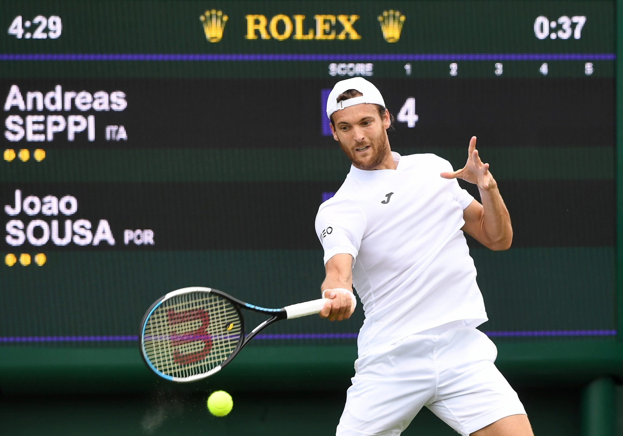João Sousa eliminado na primeira ronda de Wimbledon