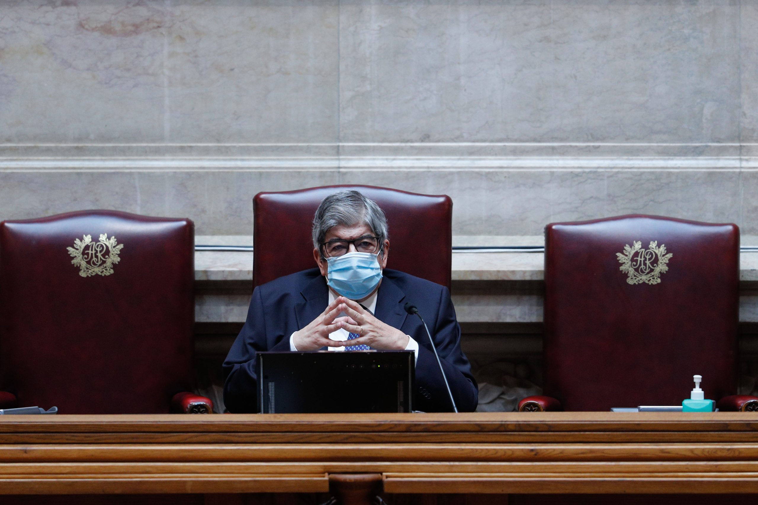 Covid-19: Ferro espera votação sobre estado de emergência esta semana