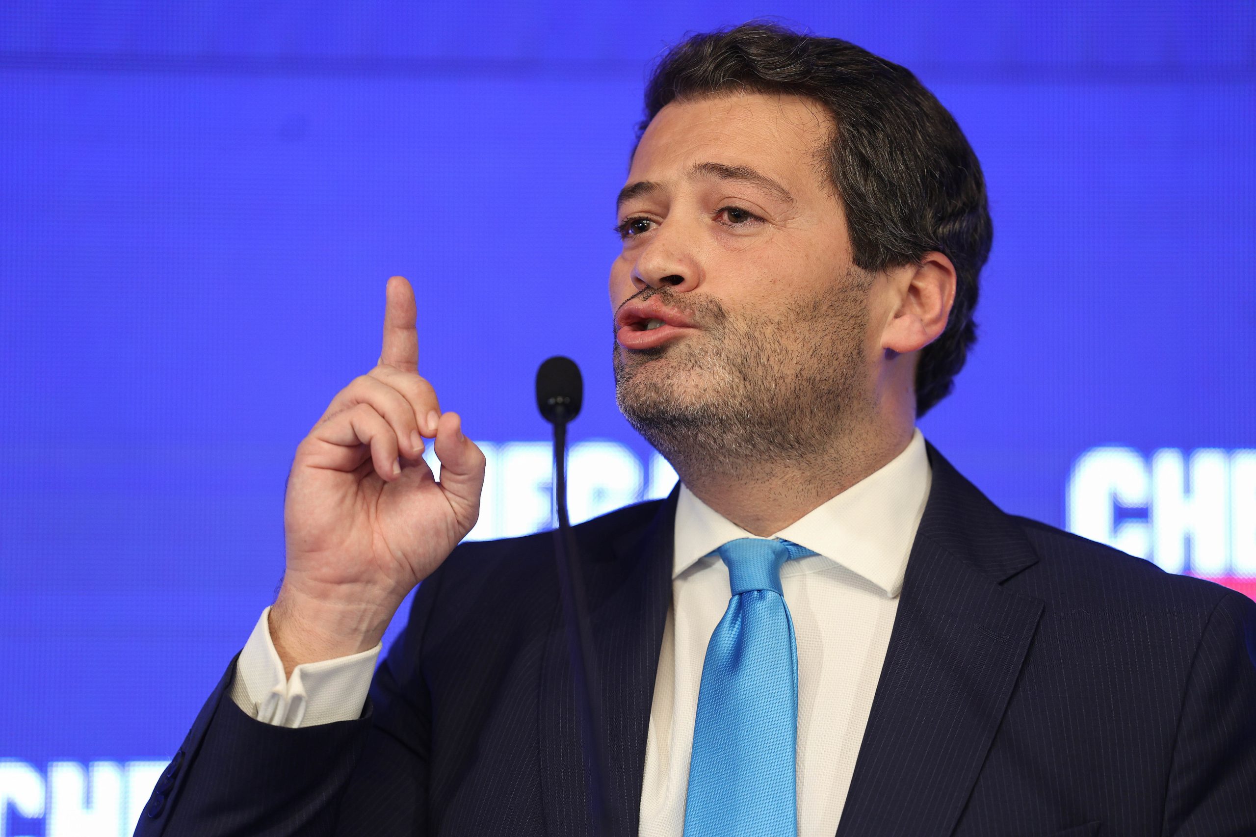 Ventura diz que Montenegro “está desorientado” e critica bipartidarismo nos debates das Europeias