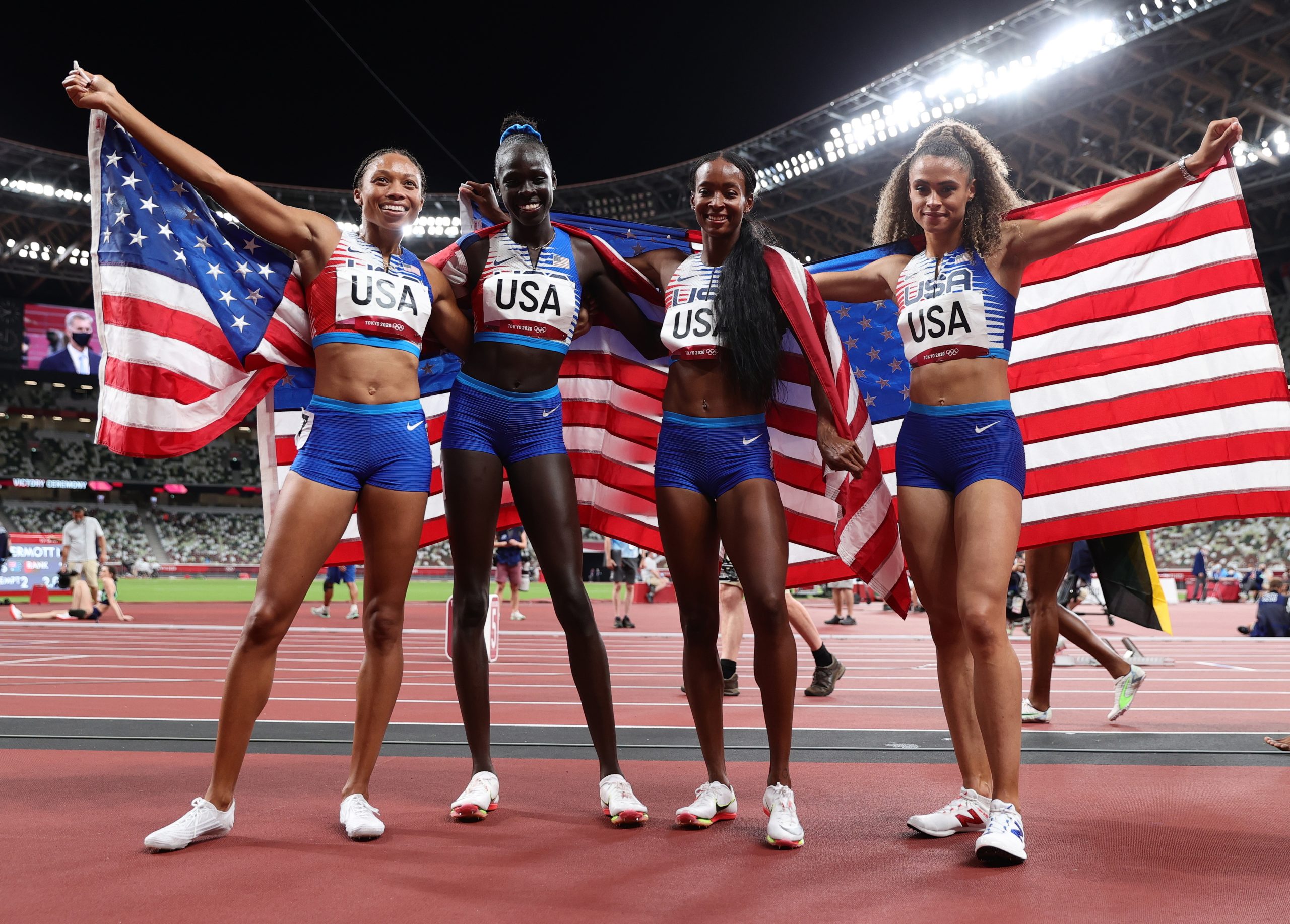 Tóquio2020: Estados Unidos apertam China rumo ao topo do medalheiro