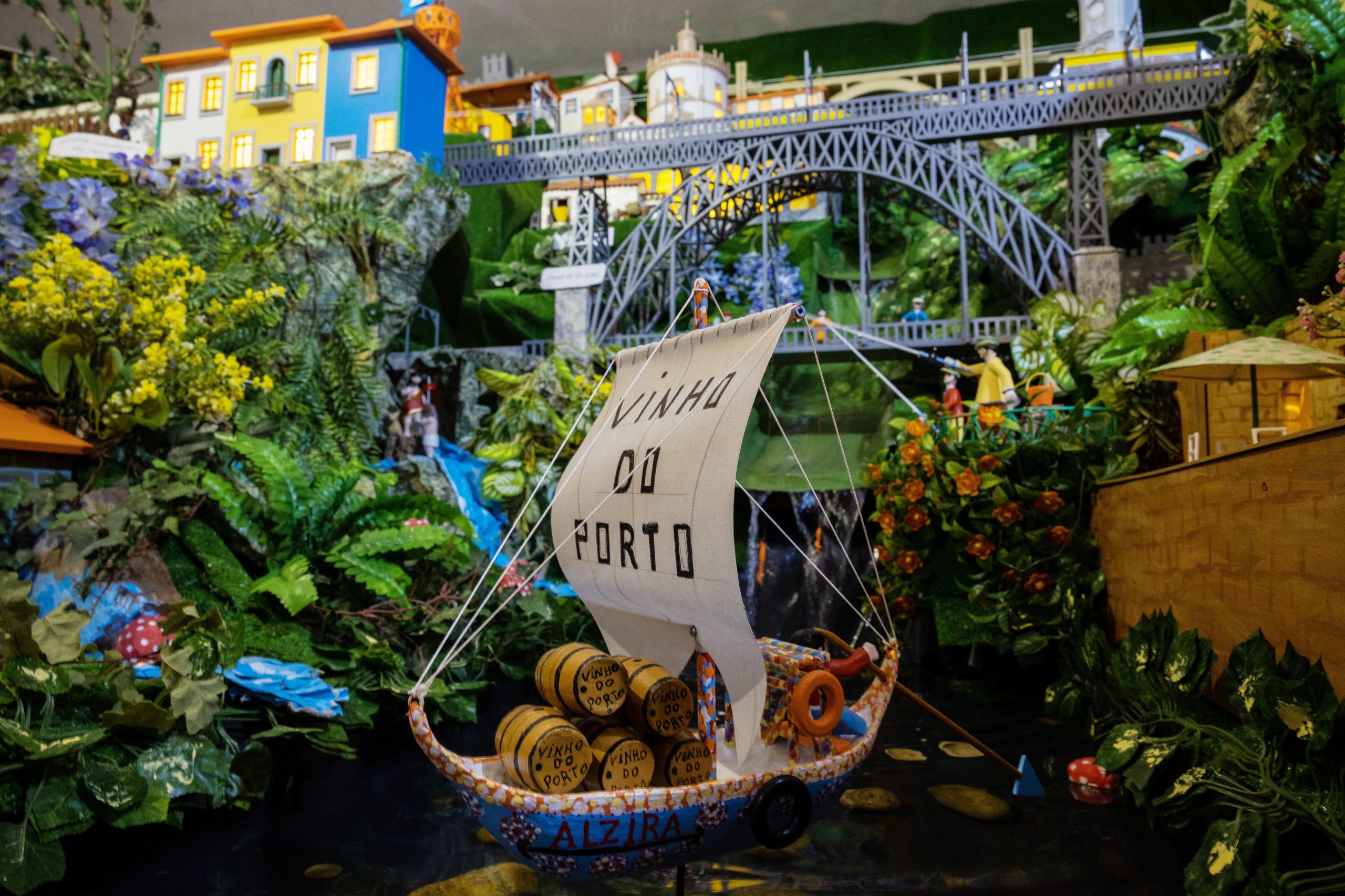 Fim de semana prolongado para si? PSP atenta a carteiristas no São João do Porto