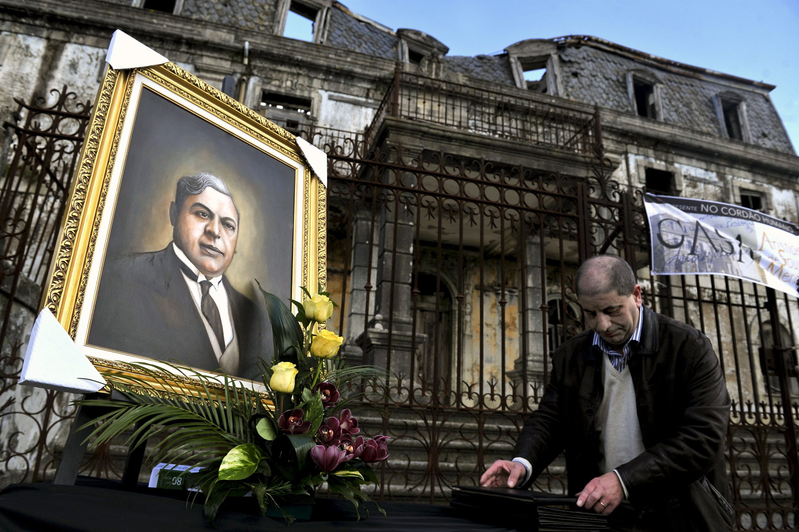 Aristides de Sousa Mendes, que salvou milhares de judeus do regime nazi, recebe hoje honras de Panteão Nacional