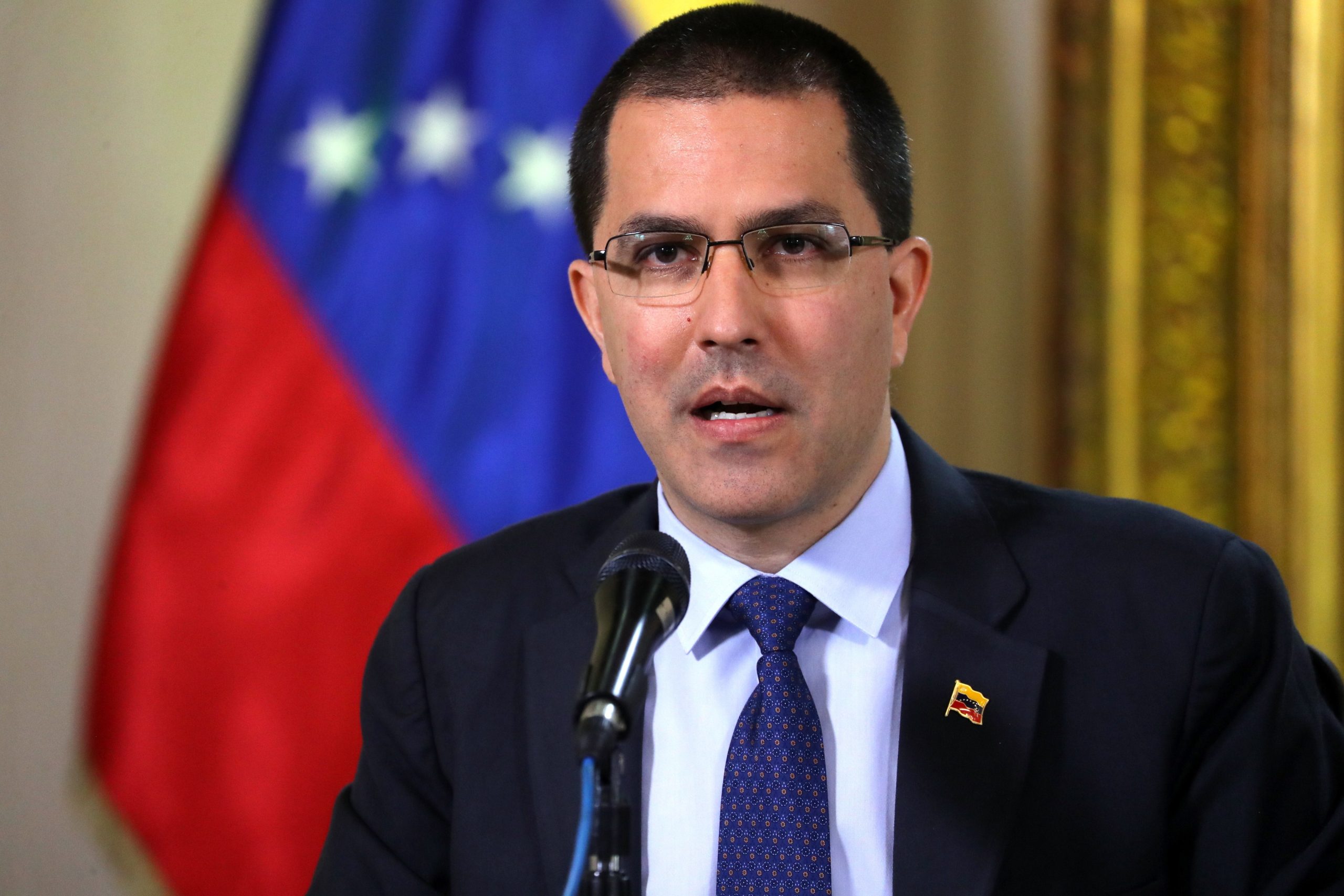 Venezuela: Caracas acusa bancos portugueses de receberem ordens dos Estados Unidos