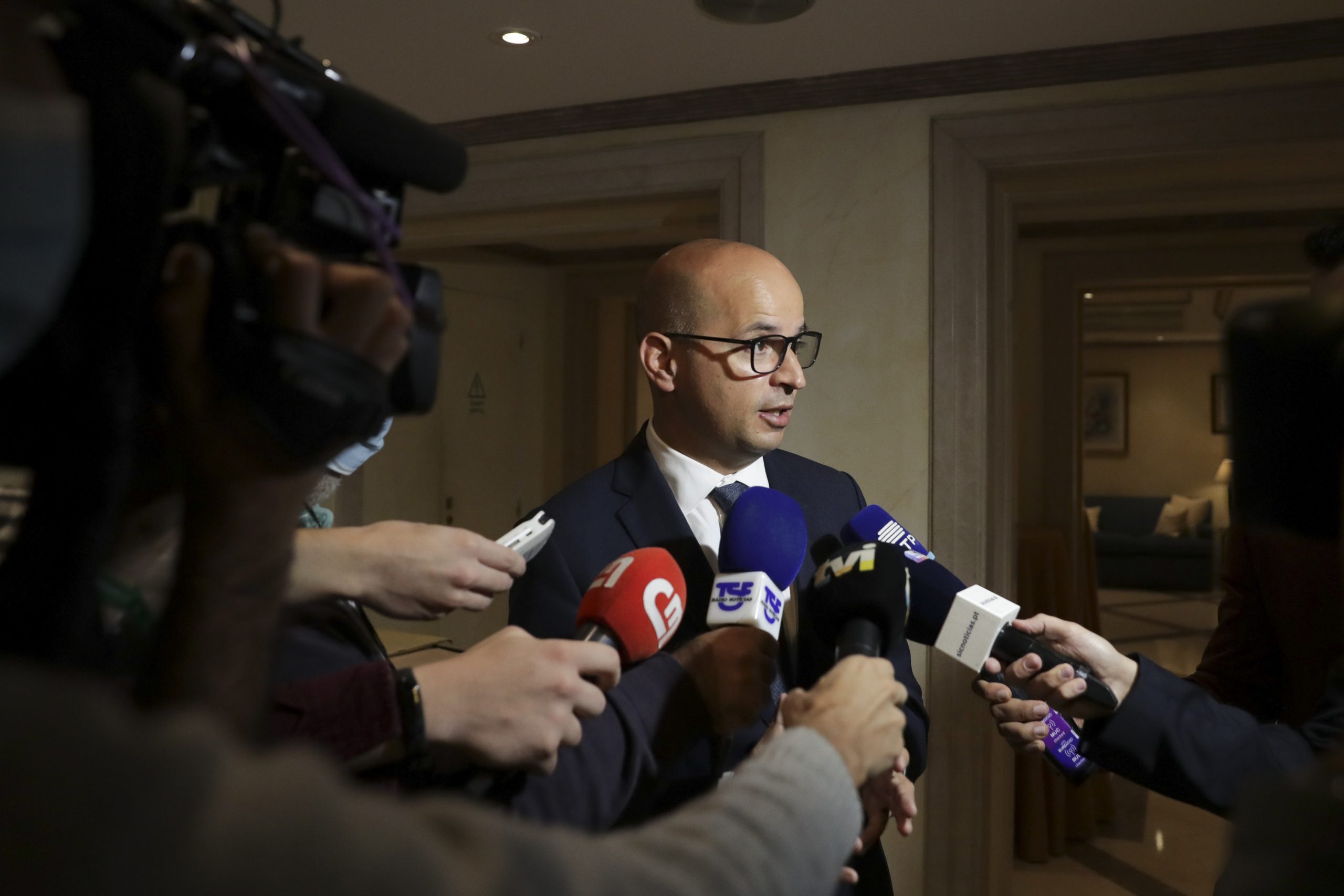 Ministro das Finanças admite que “há a expectativa de que a Rússia possa entrar em ‘default’ nas próximas semanas”