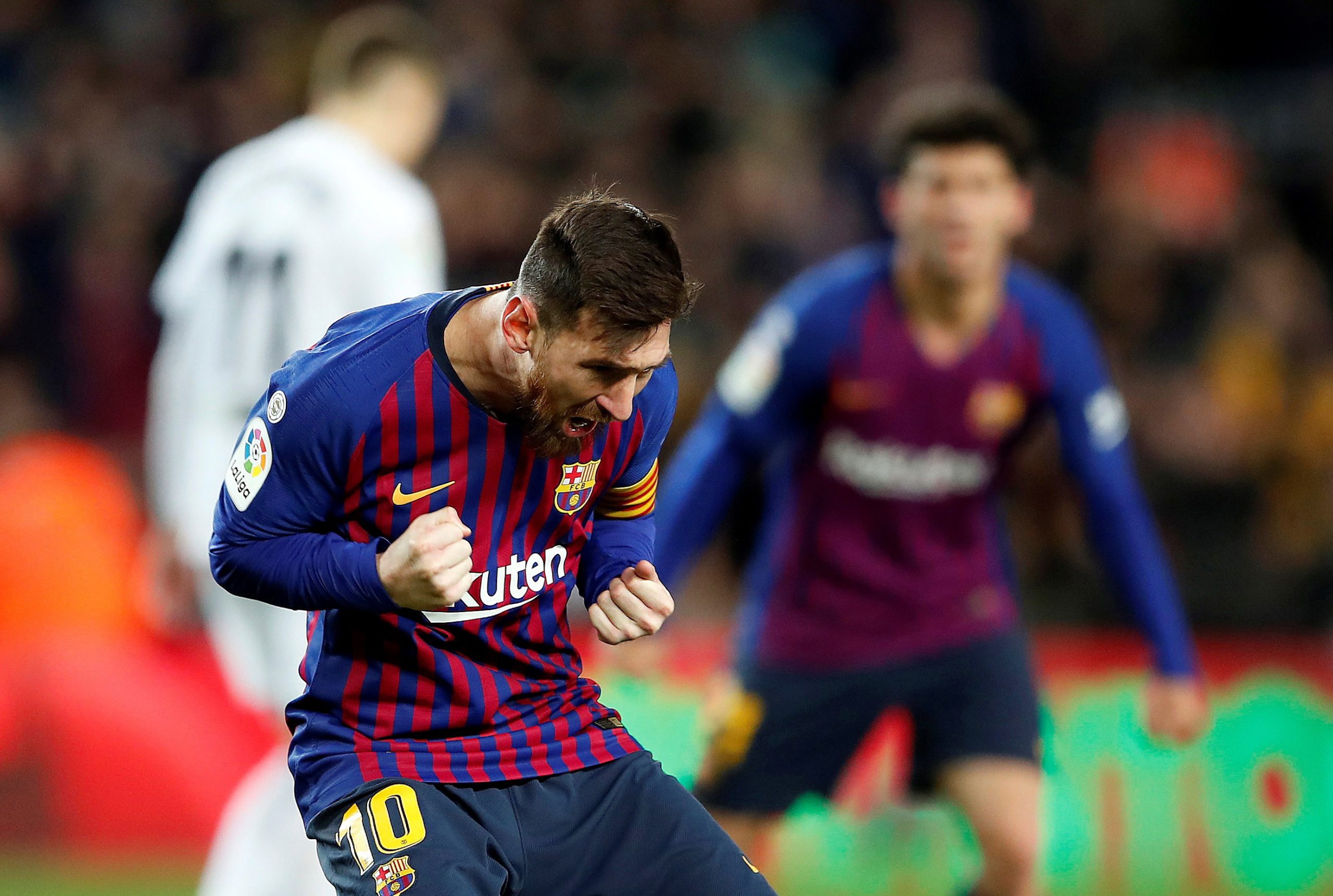 Messi evita derrota caseira do Barcelona frente ao Valência