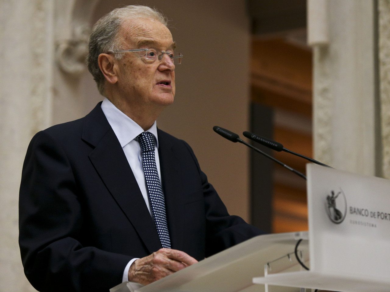 Sampaio diz que atuais e antigos Presidentes devem respeitar-se e não fazer comentários