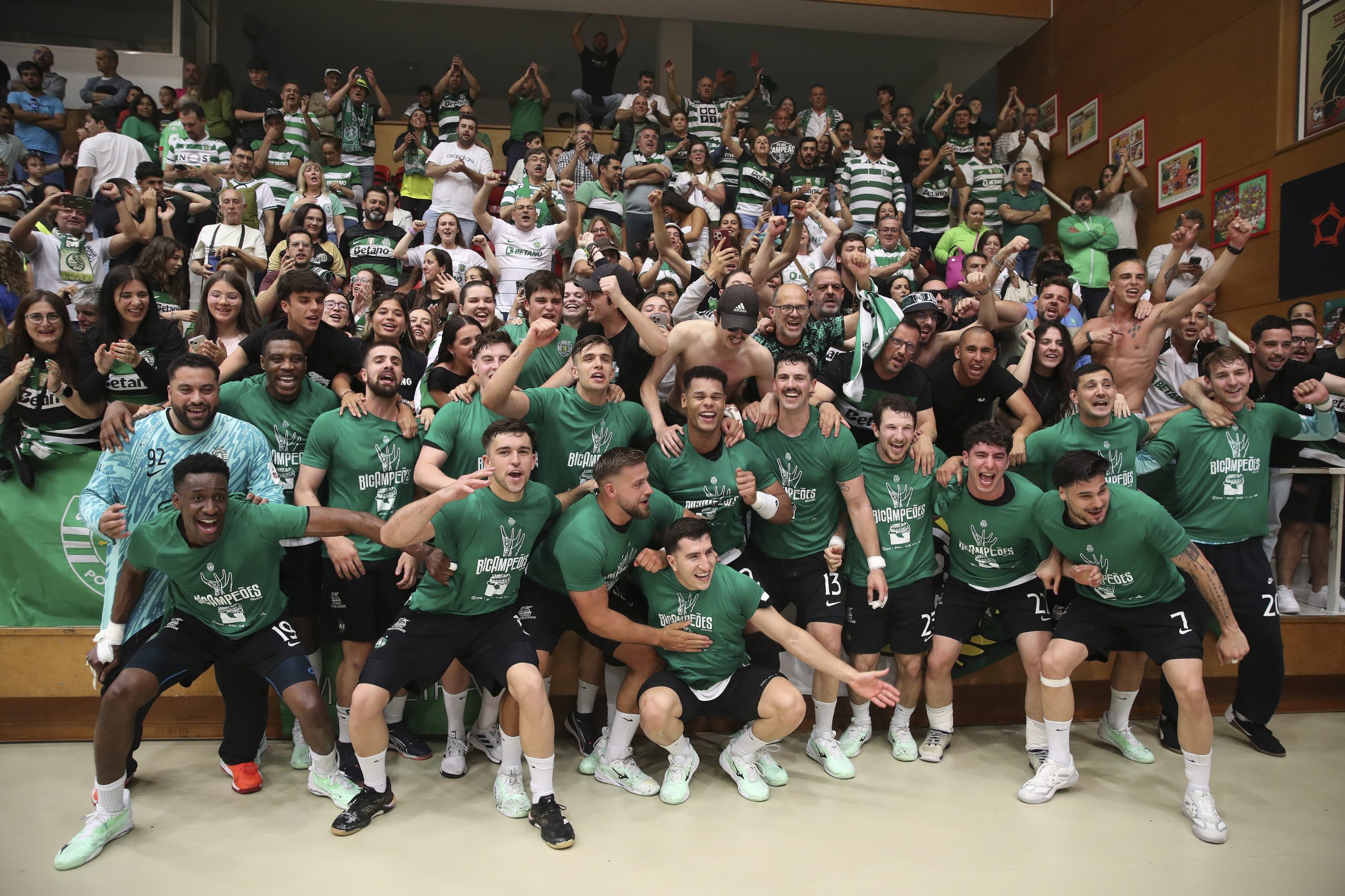 Sporting revalida título de campeão nacional de andebol