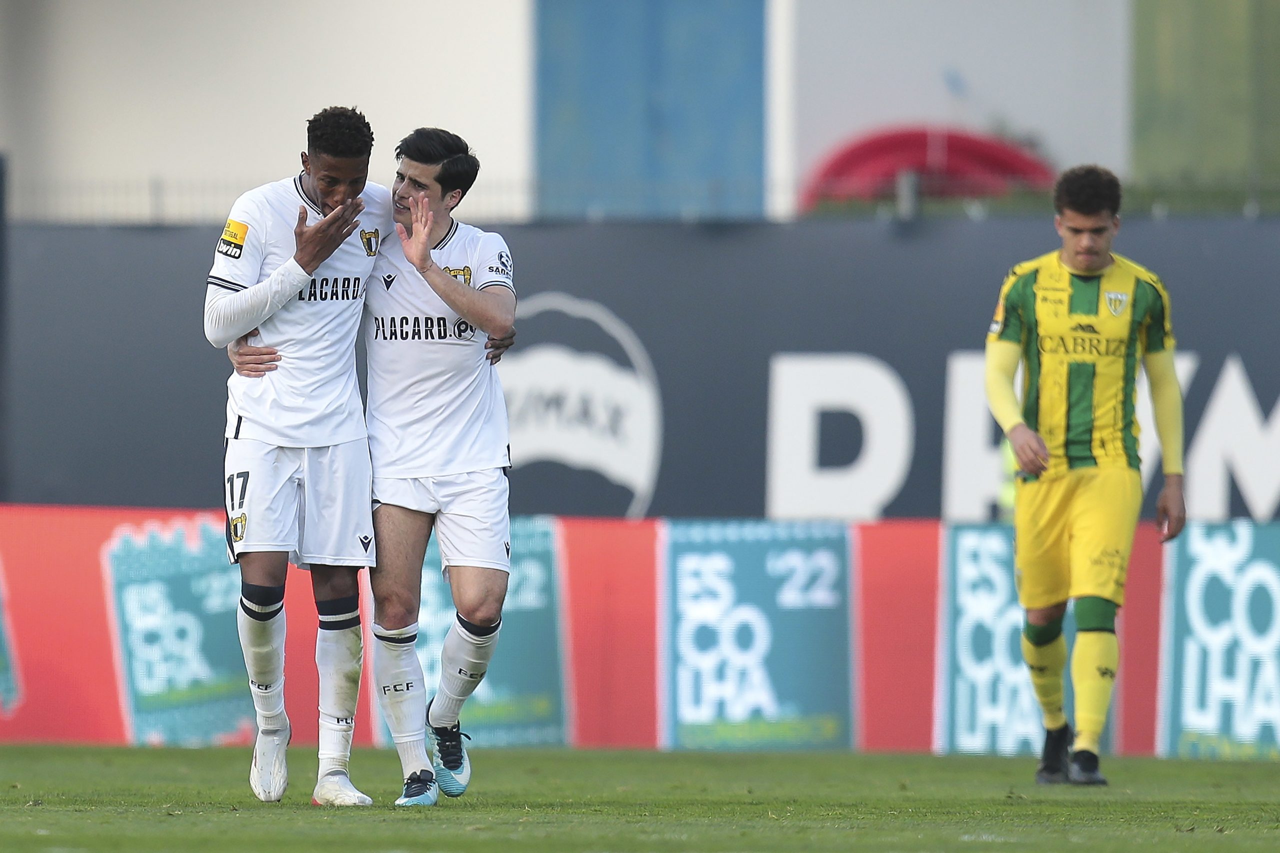 Famalicão vence Tondela e afasta-se da zona de despromoção