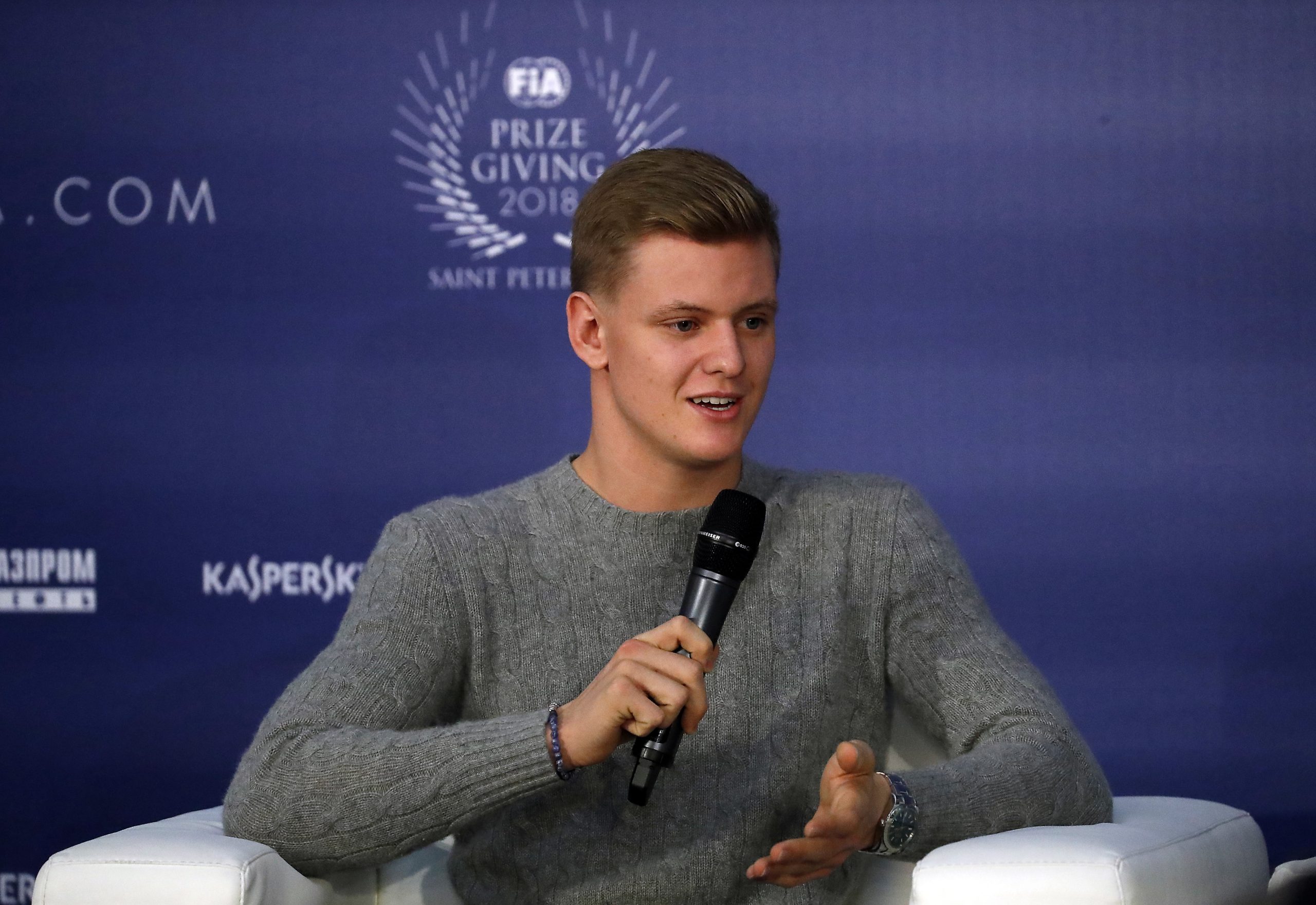 Mick Schumacher vai participar em ensaios privados de Fórmula 1 pela Ferrari