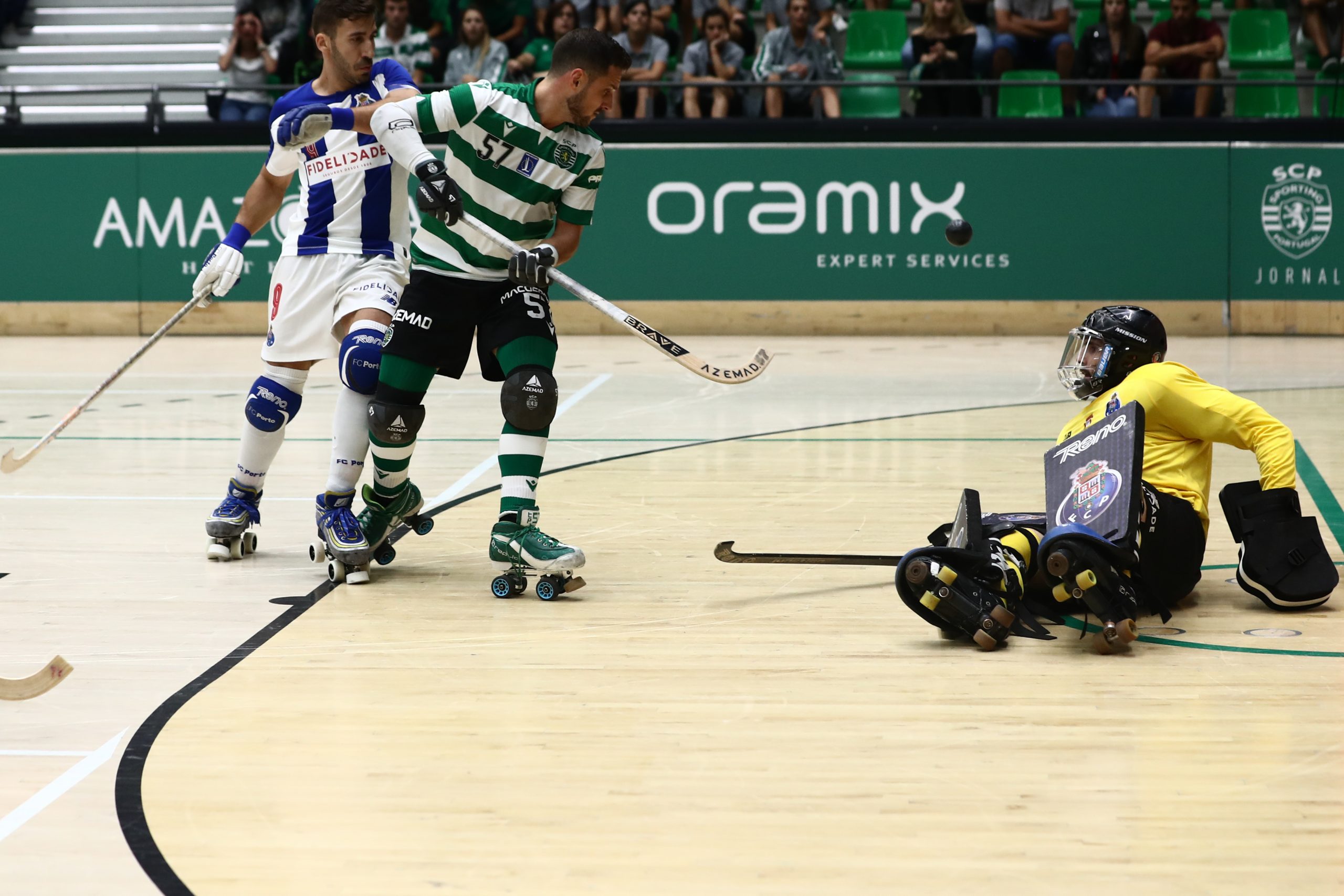 Guarda-redes Xavier Malián renova com hóquei em patins do FC Porto até 2026