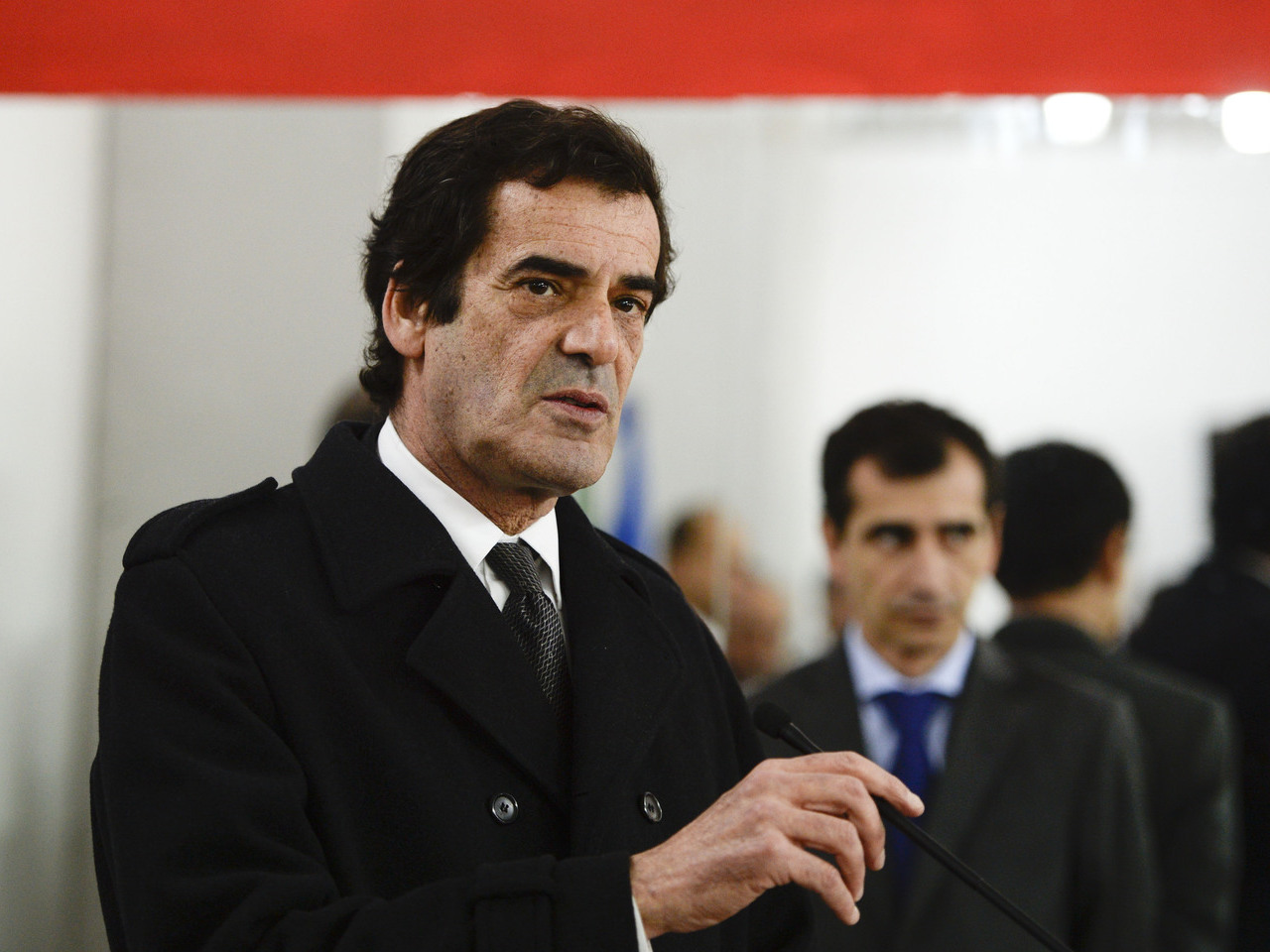 Rui Moreira critica sobretaxa sobre IMI por “usurpar autonomia das autarquias”