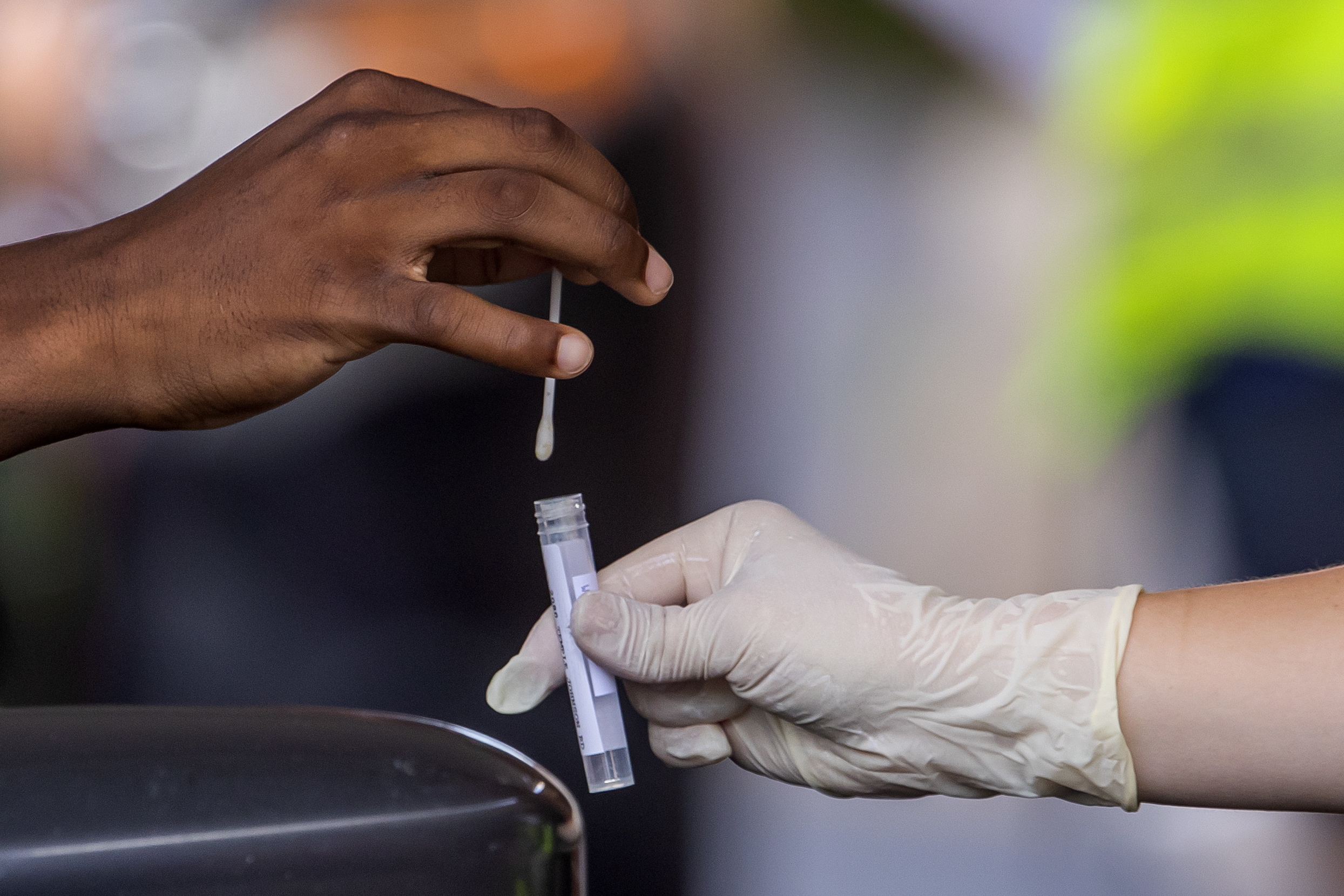 Covid-19: EUA registam 355 mortos e mais de 42 mil infetados nas últimas 24 horas