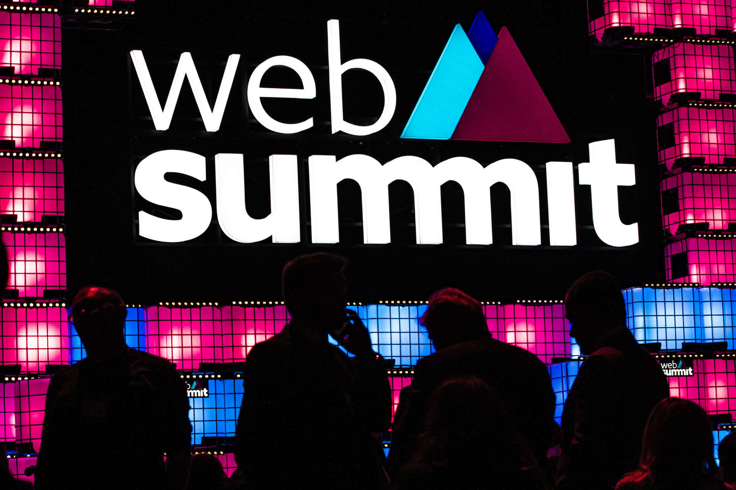 Web Summit. Tech Against Terrorism: A lei da proteção de dados também protege terroristas