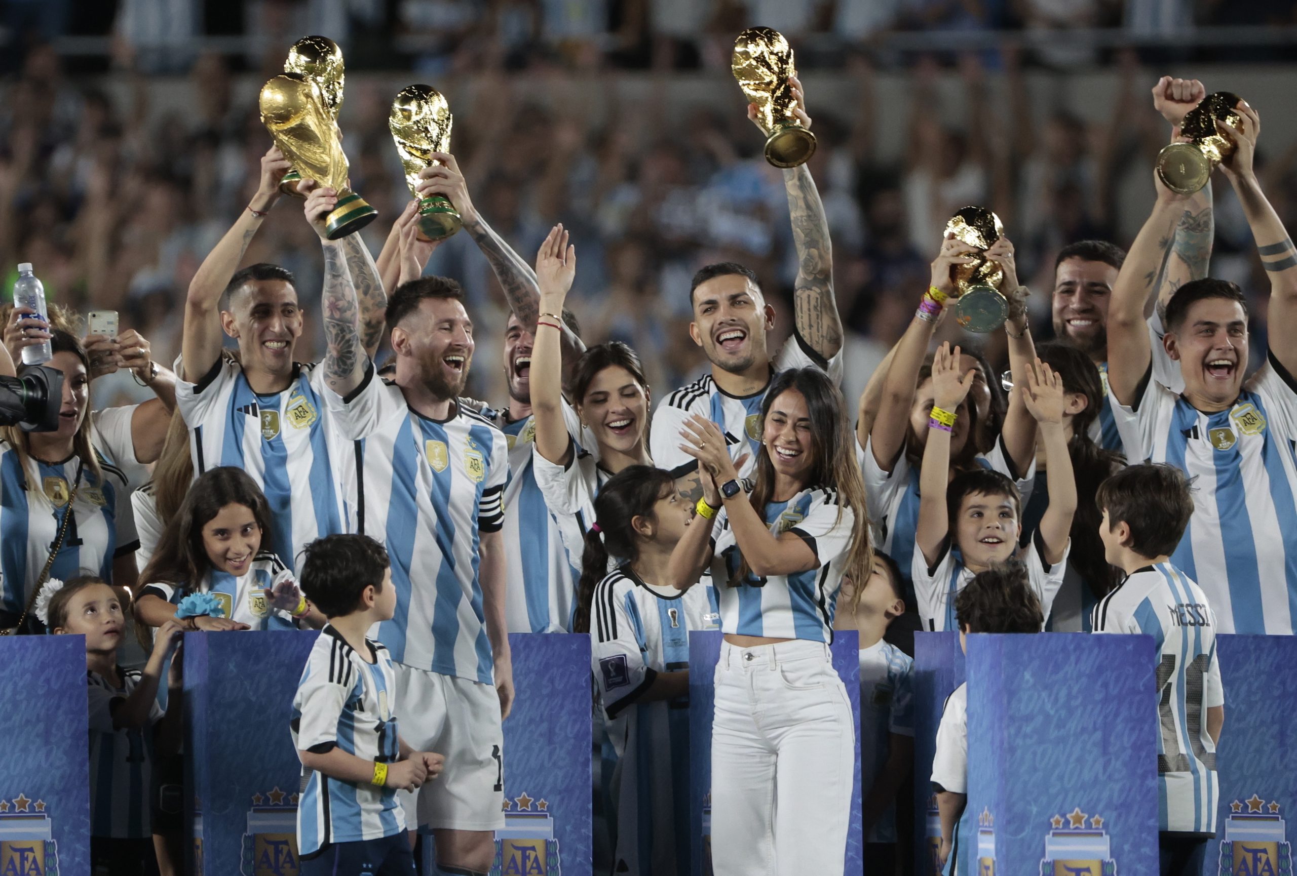 Argentina celebra título mundial em casa com triunfo sobre Panamá