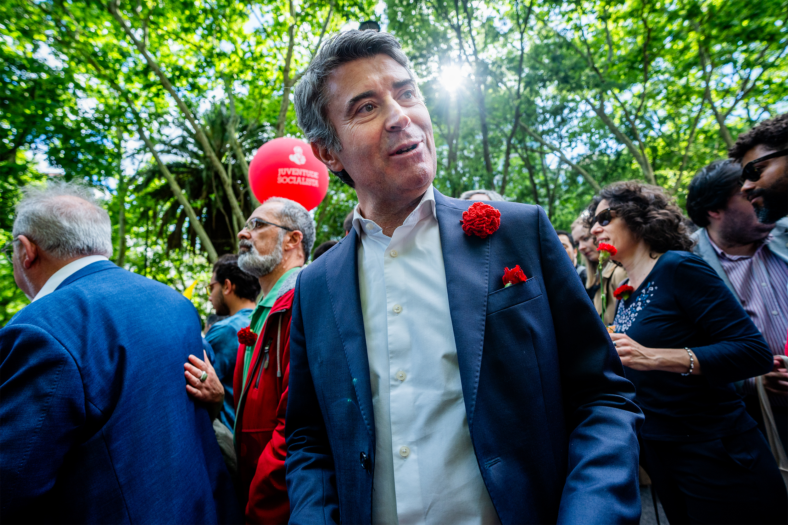 José Luís Carneiro defende que só Marcelo pode impedir crise política