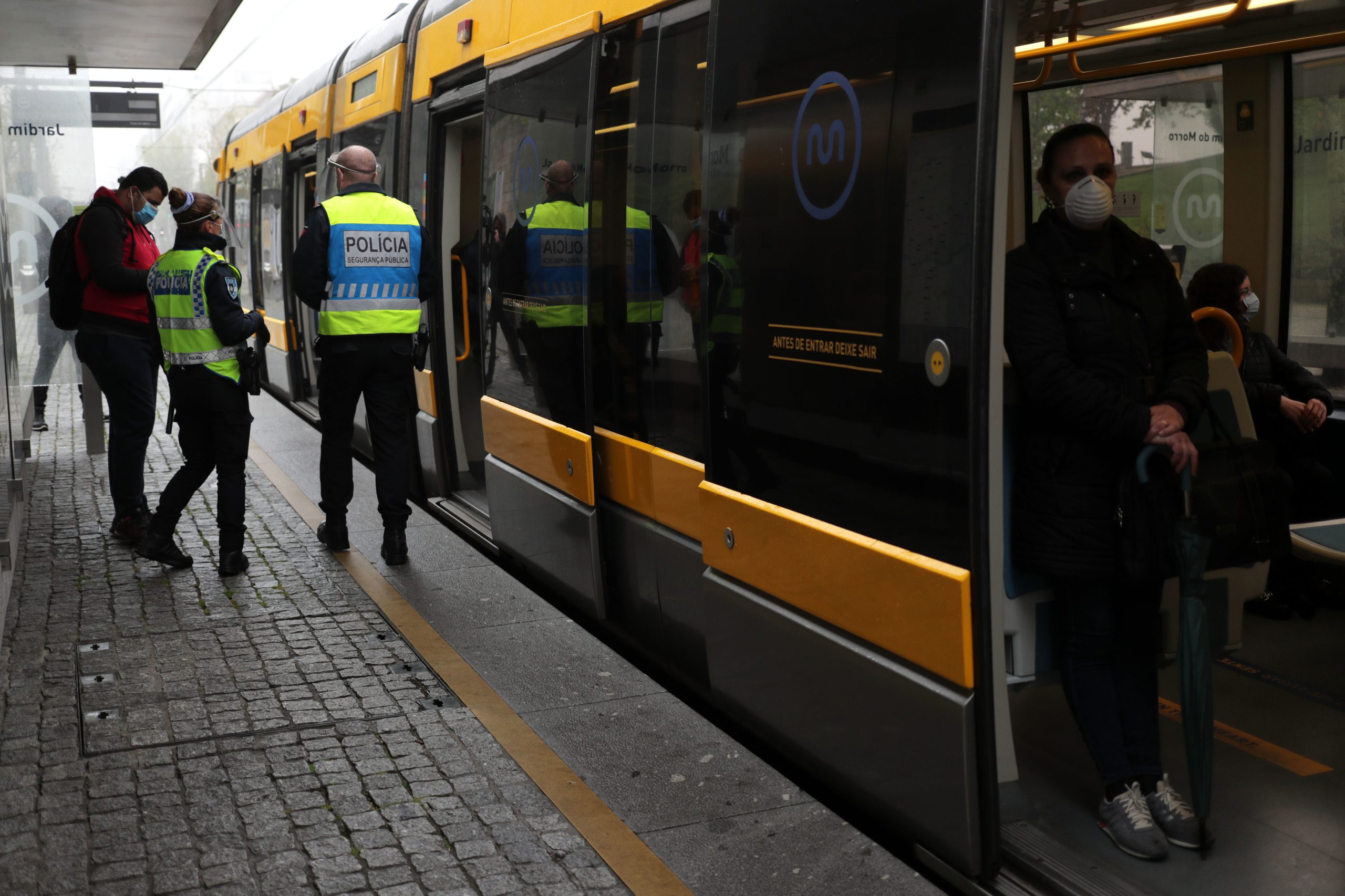 Metro do Porto tem 4 milhões de euros para revisões de veículos e pequenas intervenções este ano
