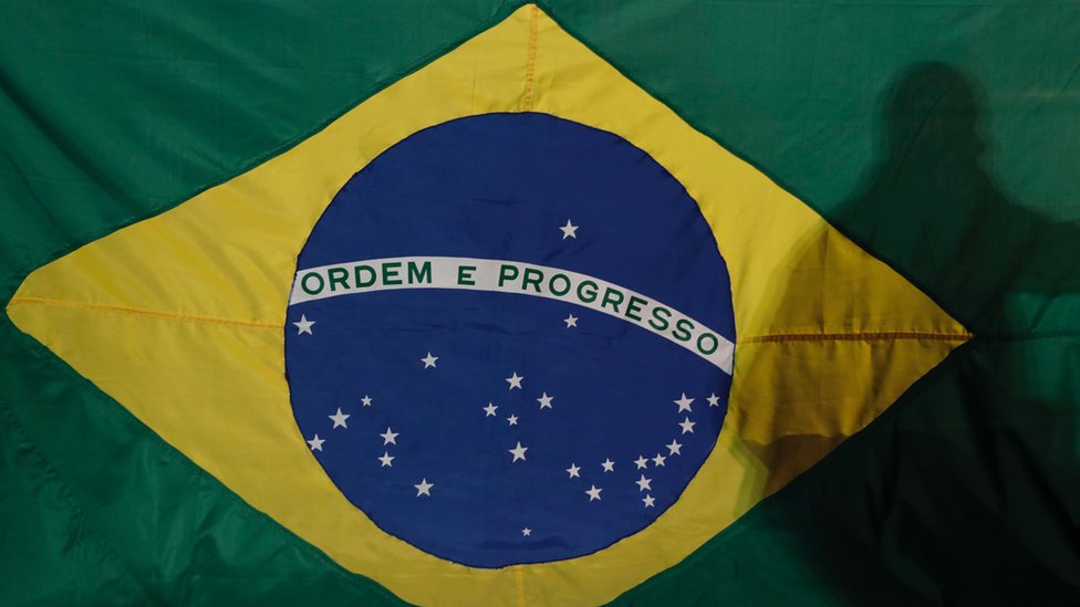 Brasil. Agente da Polícia Militar de folga dispara durante concerto em Praia Grande