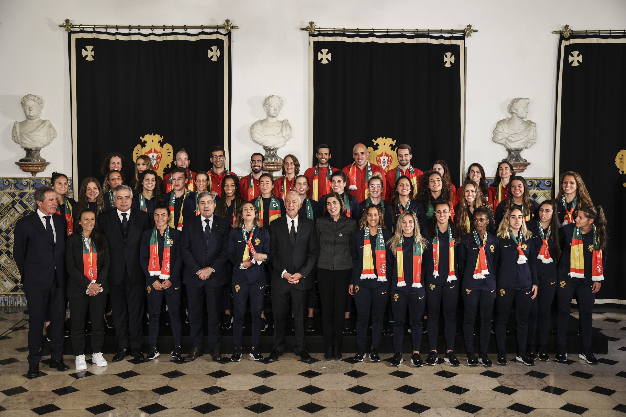 Marcelo destaca “passo histórico” dado pela seleção feminina de futebol