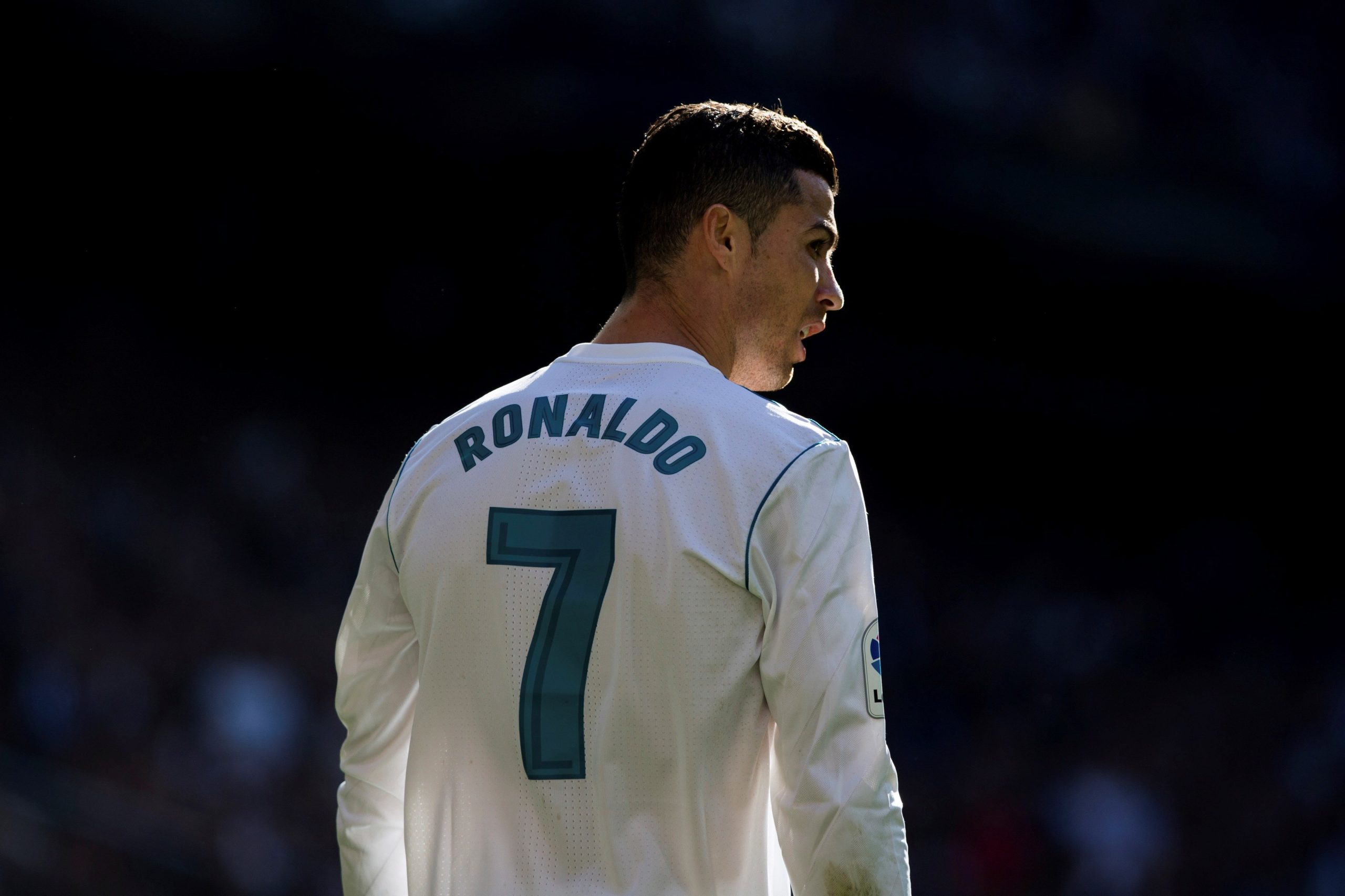 Ronaldo distinguido melhor futebolista 2017 nos Globe Soccer Awards
