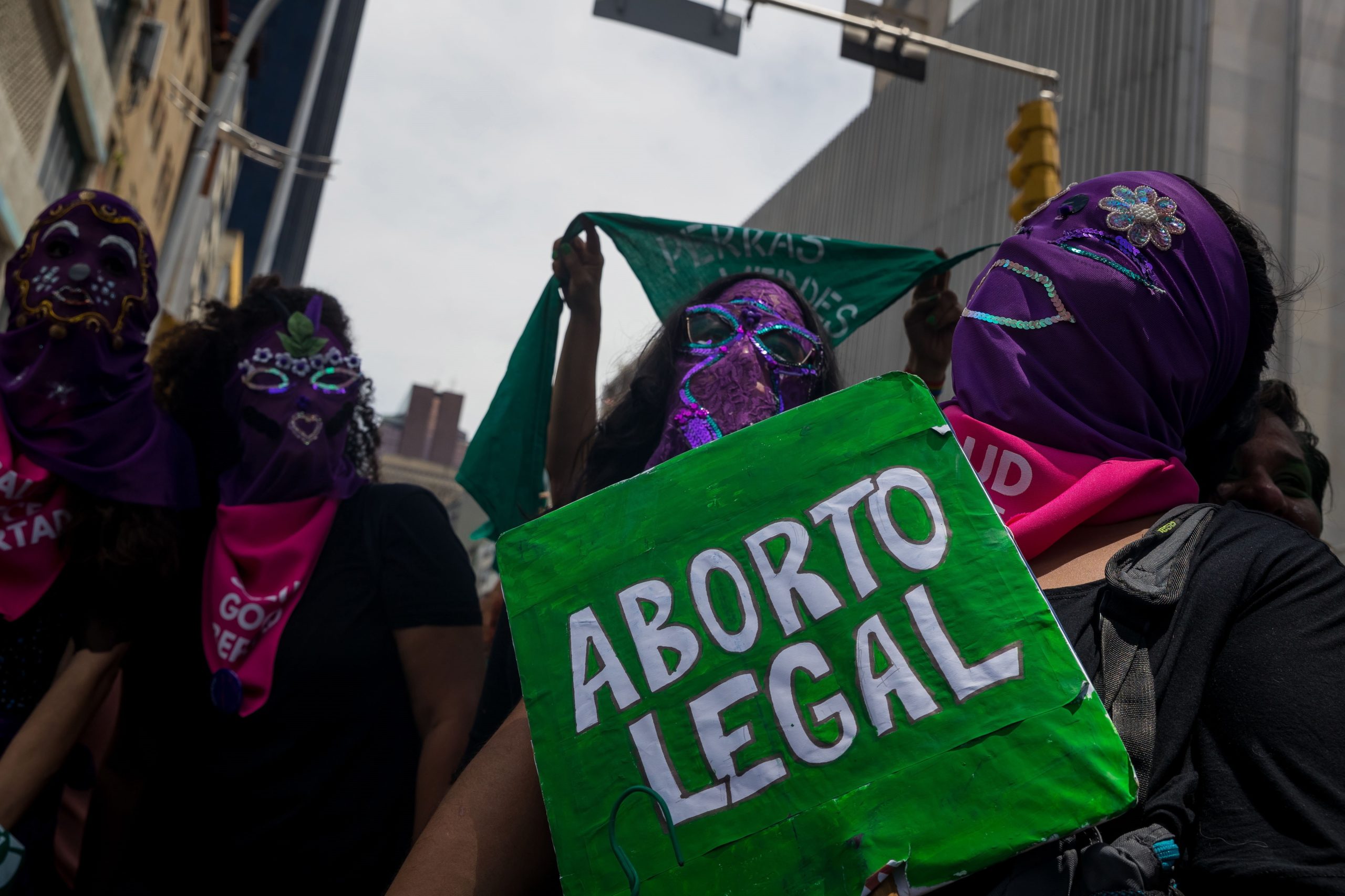 Tribunal Interamericano vai decidir caso histórico sobre aborto em El Salvador. Bebé morreu depois de mãe doente pedir para abortar