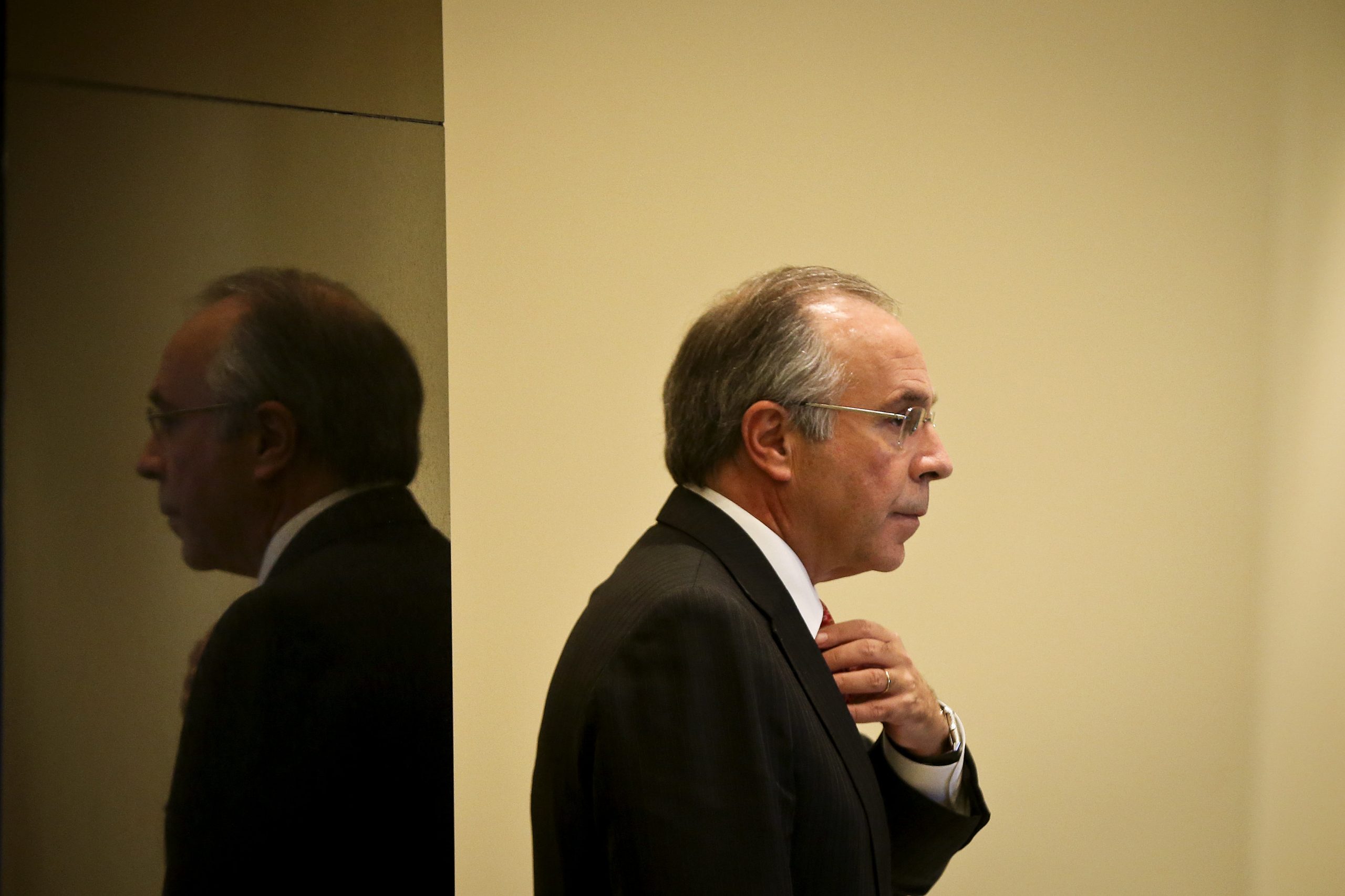“Estar na oposição não é estar na prisão, nem estar no inferno”, lembra Marques Mendes