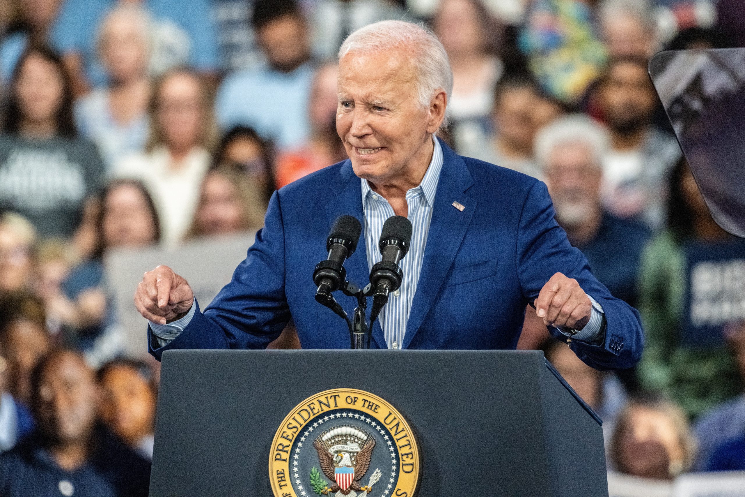 “É o único que pode derrotar Donald Trump”. Democratas apoiam Biden após mau desempenho em debate