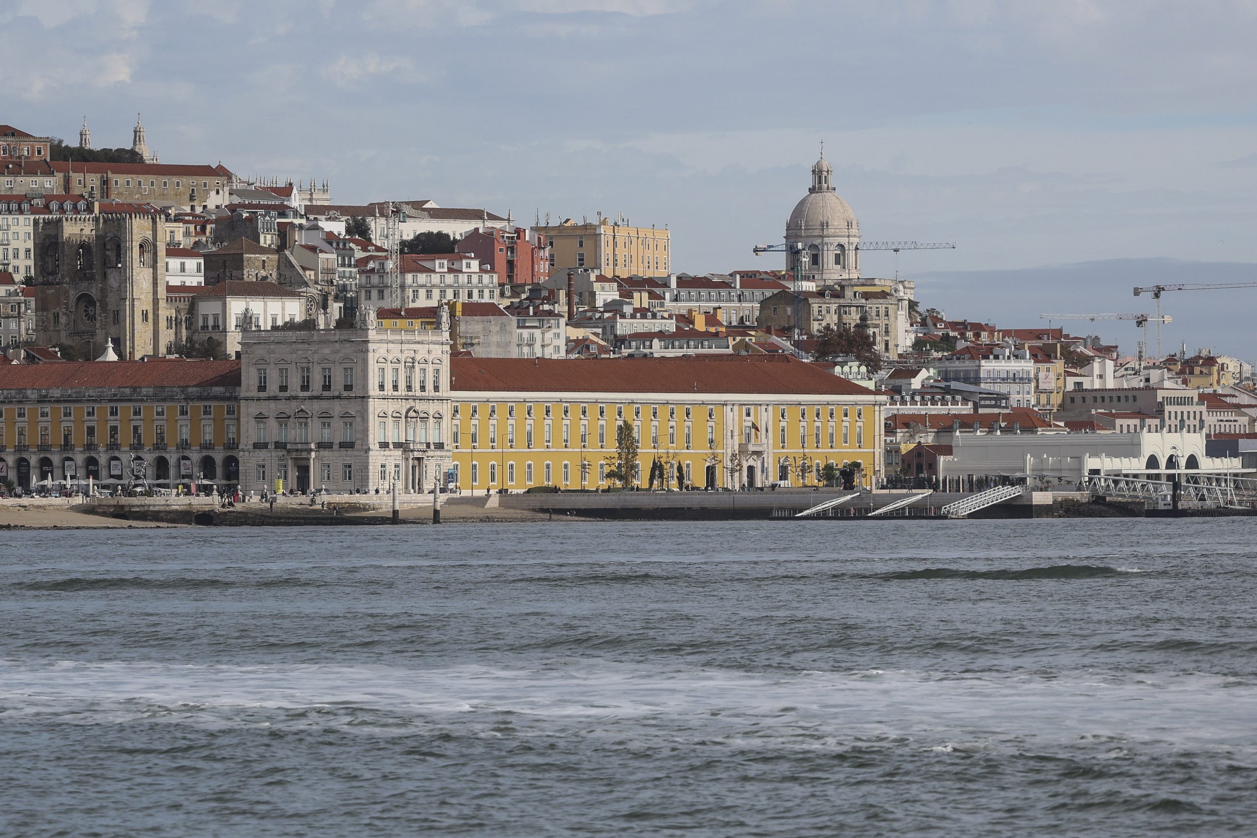AM de Lisboa viabiliza devolução total aos munícipes da participação no IRS