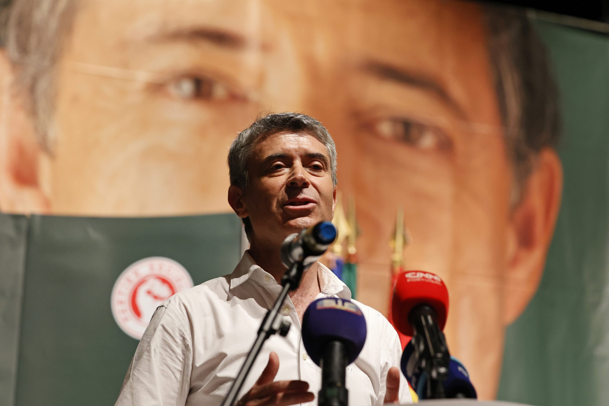 Assis, Ana Catarina Mendes e Sérgio Sousa Pinto entram no Secretariado Nacional do PS