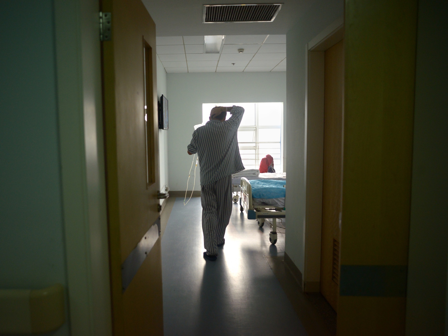 Hospitais do Oeste lançam concurso para voltarem a preparar quimioterapia