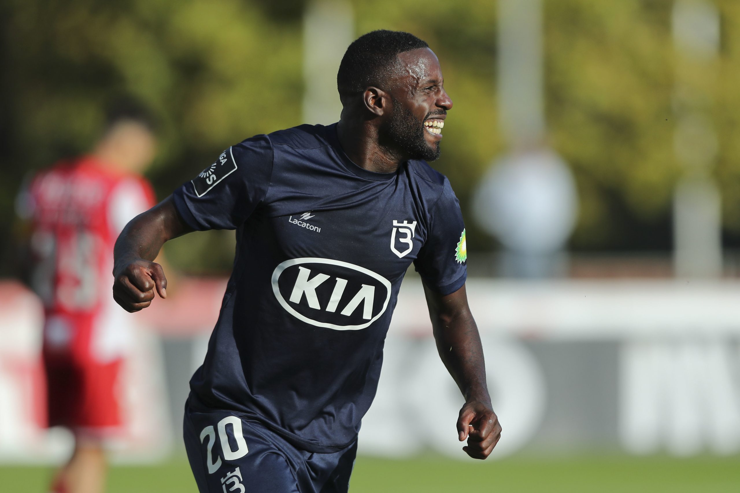 Belenenses SAD vence Desportivo das Aves e sobe ao 12.º lugar da I Liga