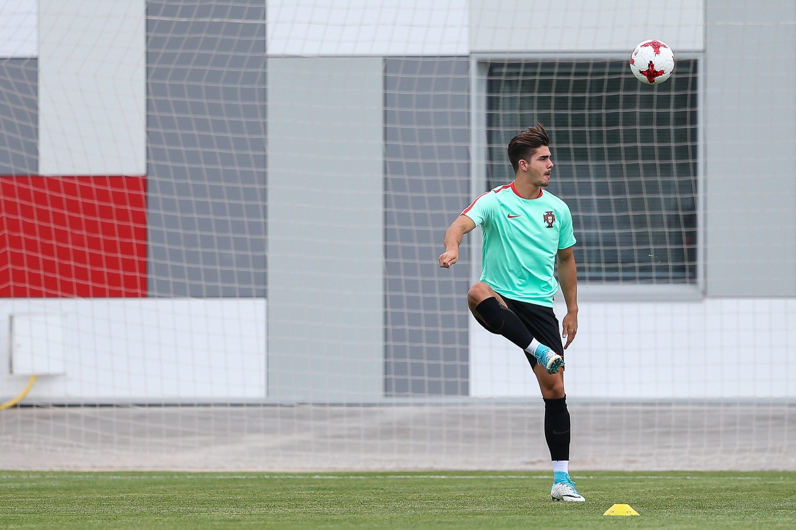 André Silva assume desilusão e aponta ao terceiro lugar na Taça das Confederações