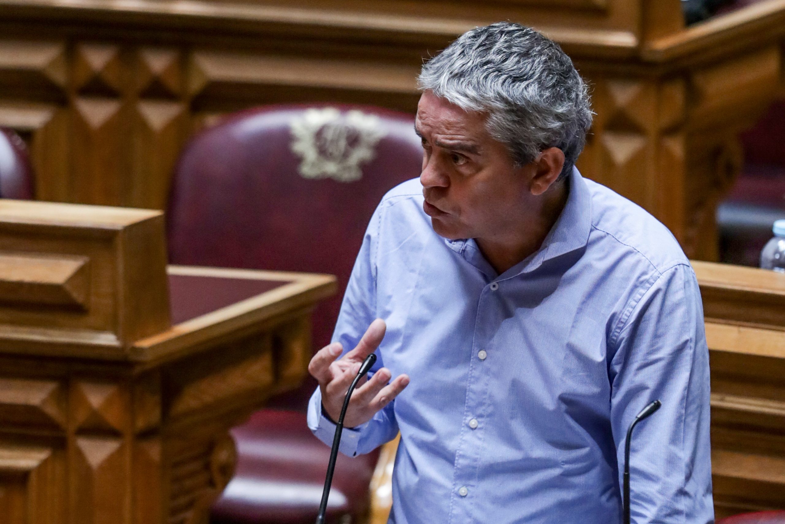 OE2021: PEV quer máscaras sociais gratuitas e deduzir despesas no IRS com máscaras e gel