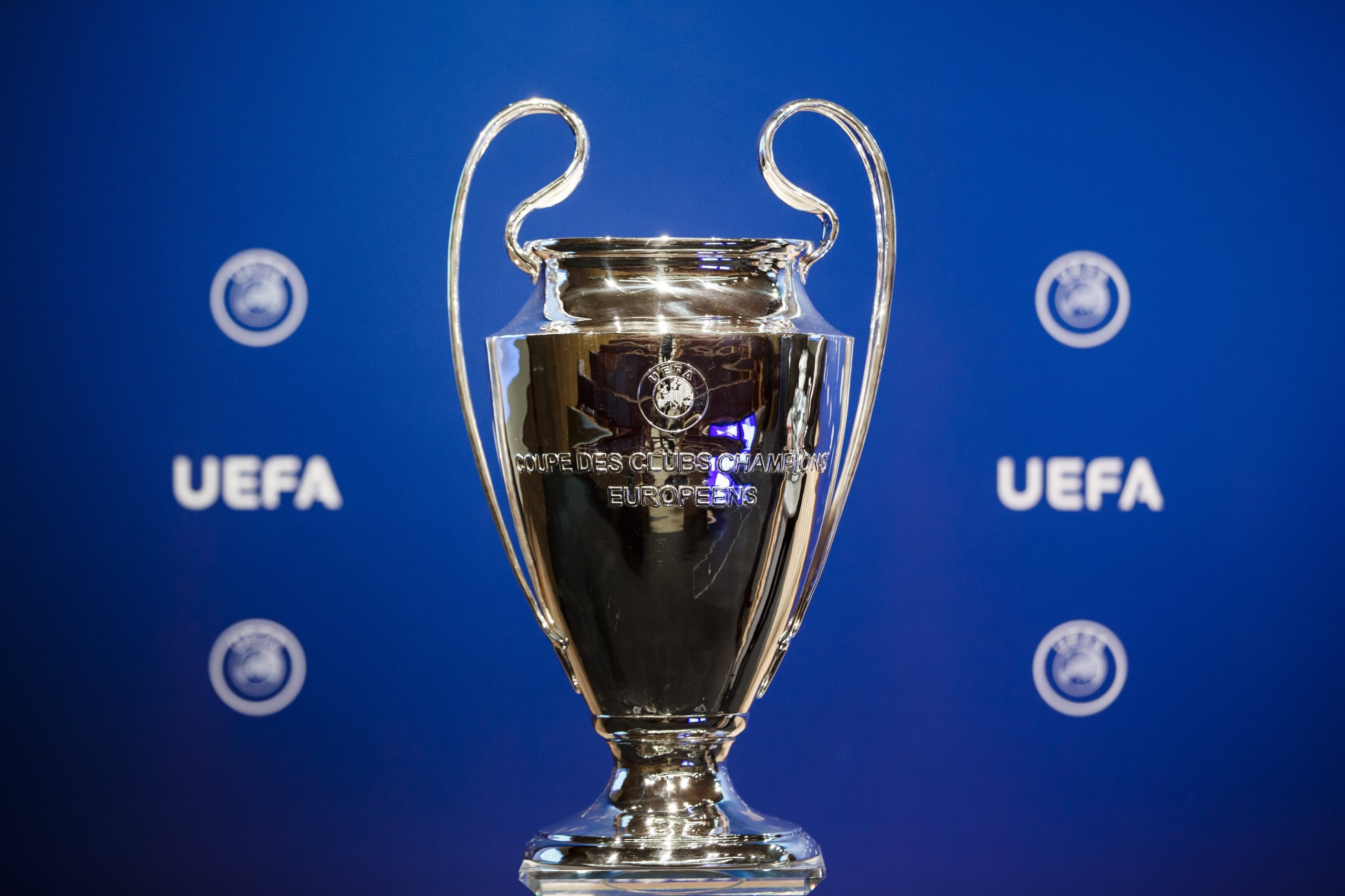 Oficial: Lisboa vai receber final a oito da Liga dos Campeões
