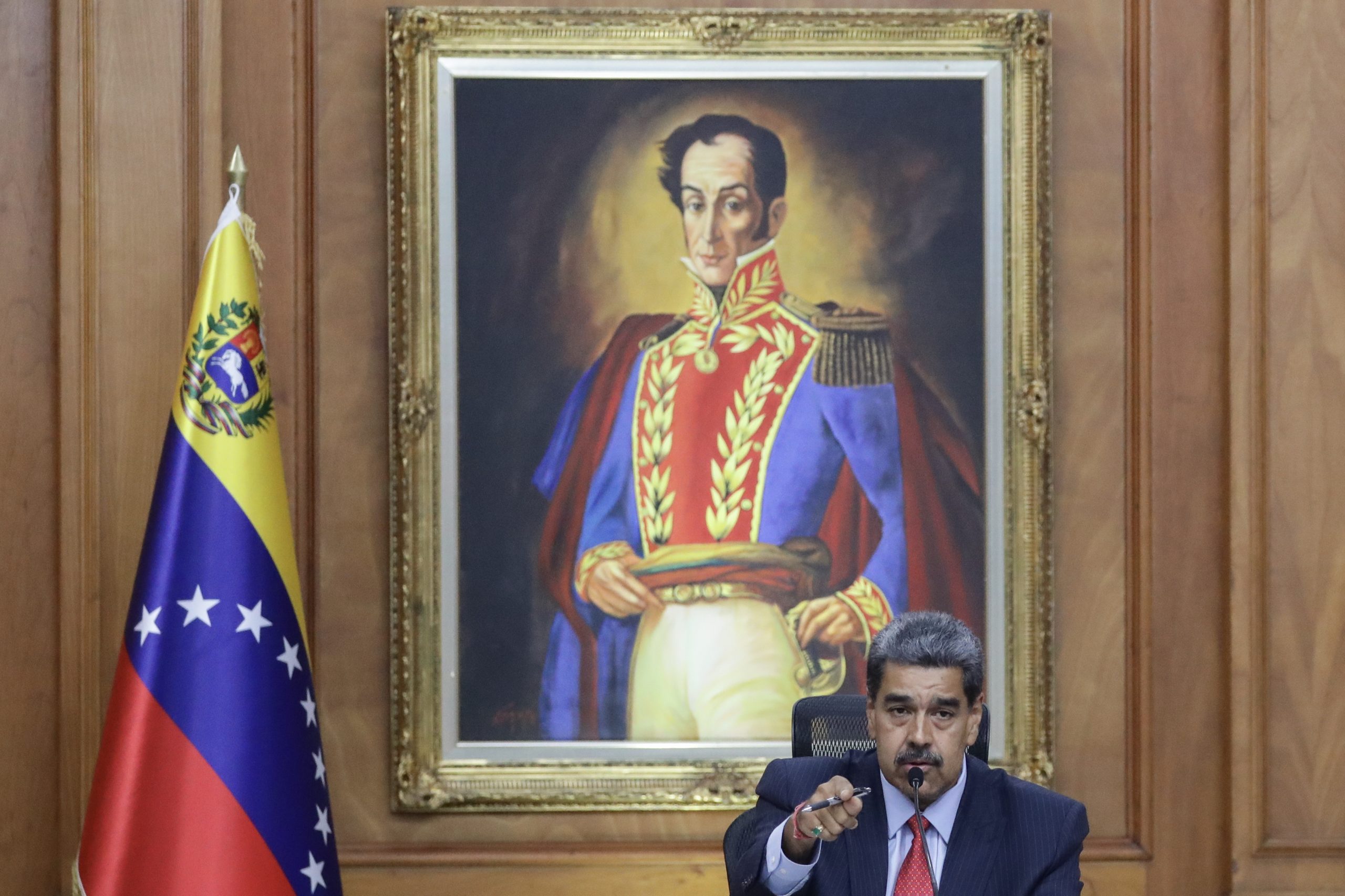 “Diz não ao WhatsApp”. Maduro pede boicote à aplicação por “ameaças” contra a Venezuela