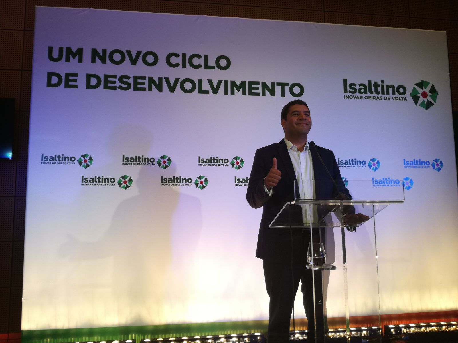 Candidatura de Isaltino “aguarda com serenidade” evolução de resultados