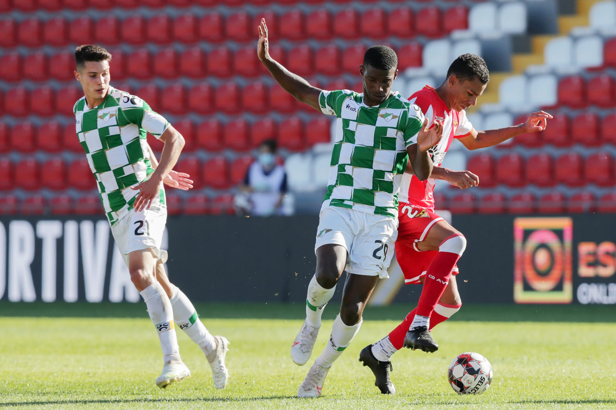 Moreirense vence e pode atirar Desportivo das Aves para a II Liga já hoje